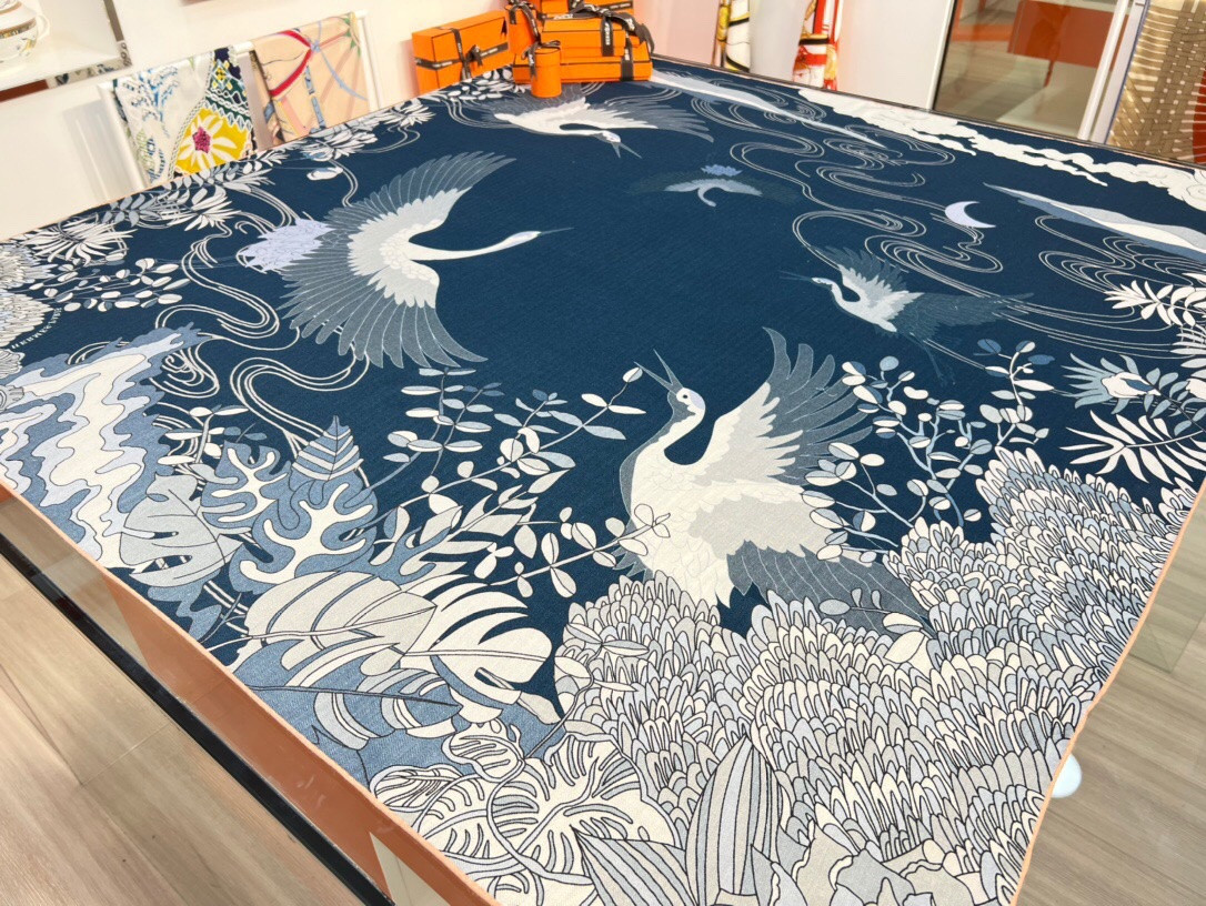 H**mes shawls-140*140cm