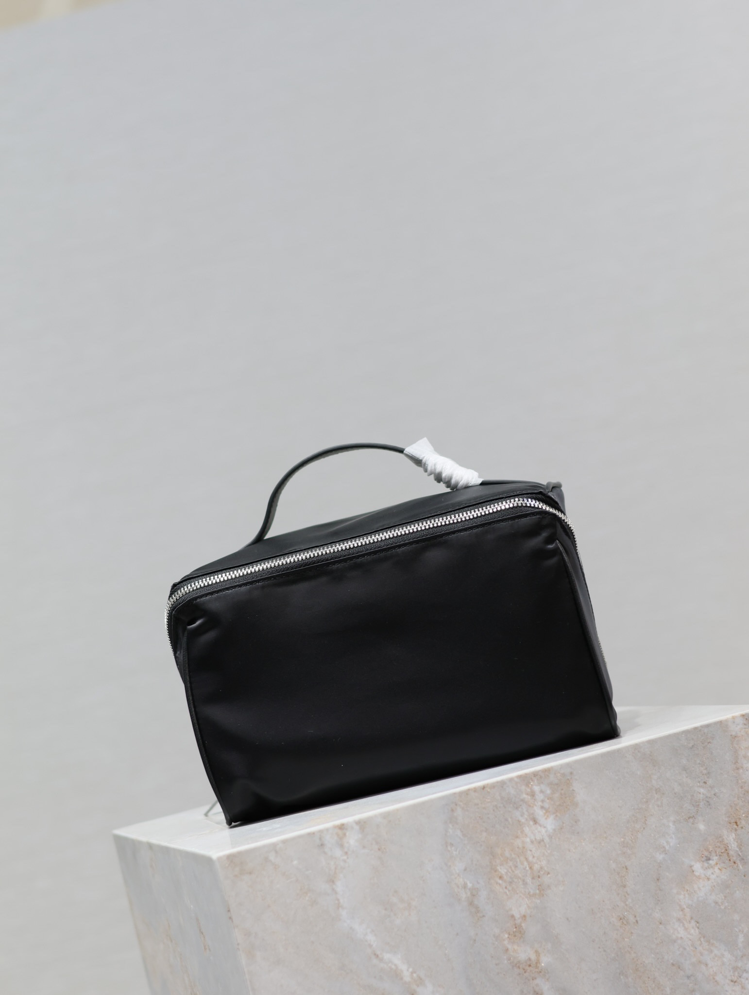 Y*L gaby cosmetic bag-21×13×13cm