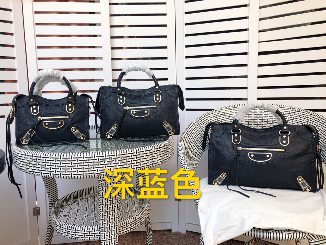 Ba*len*cia*ga graffiti classic city