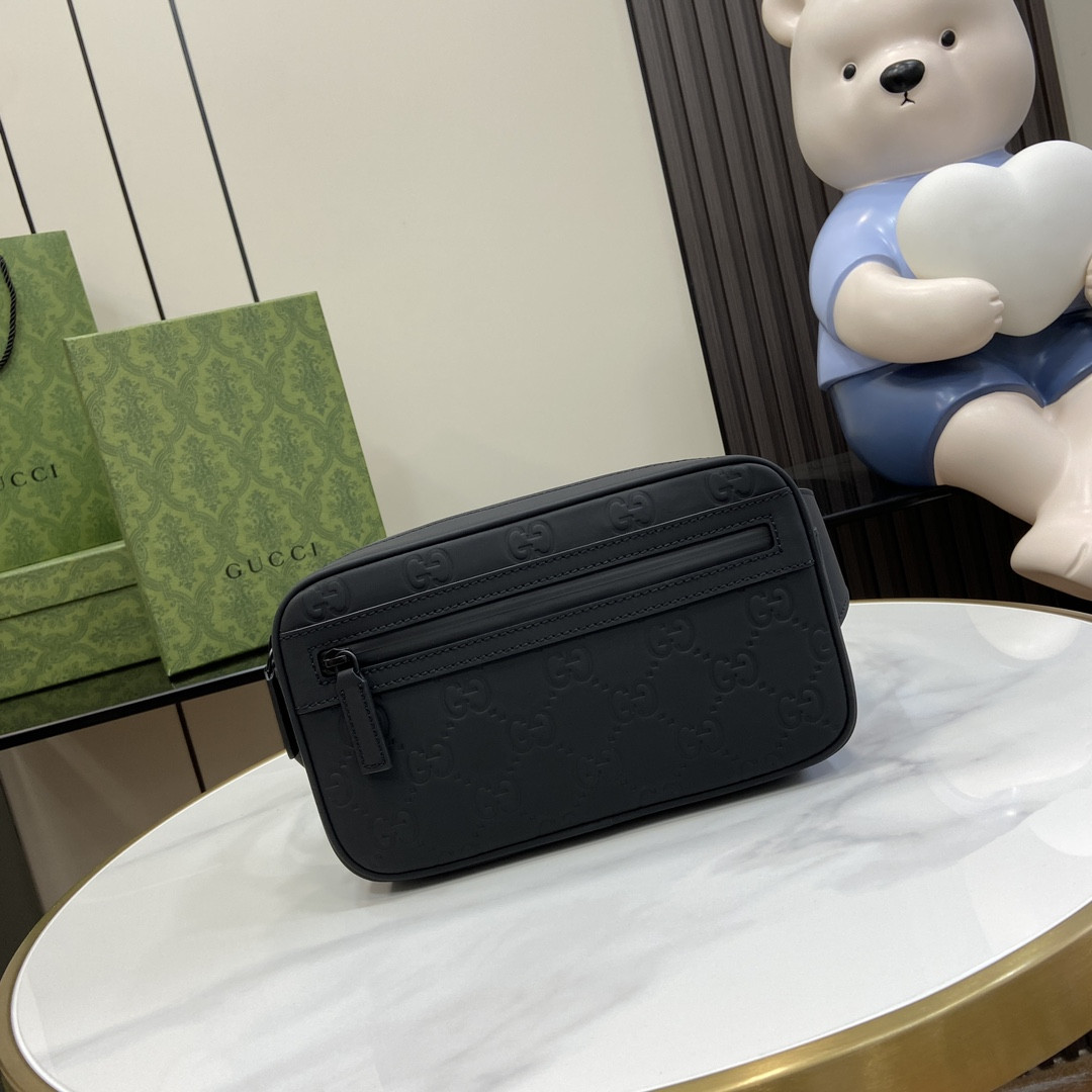 G*u*i waist bag-13*24*5cm