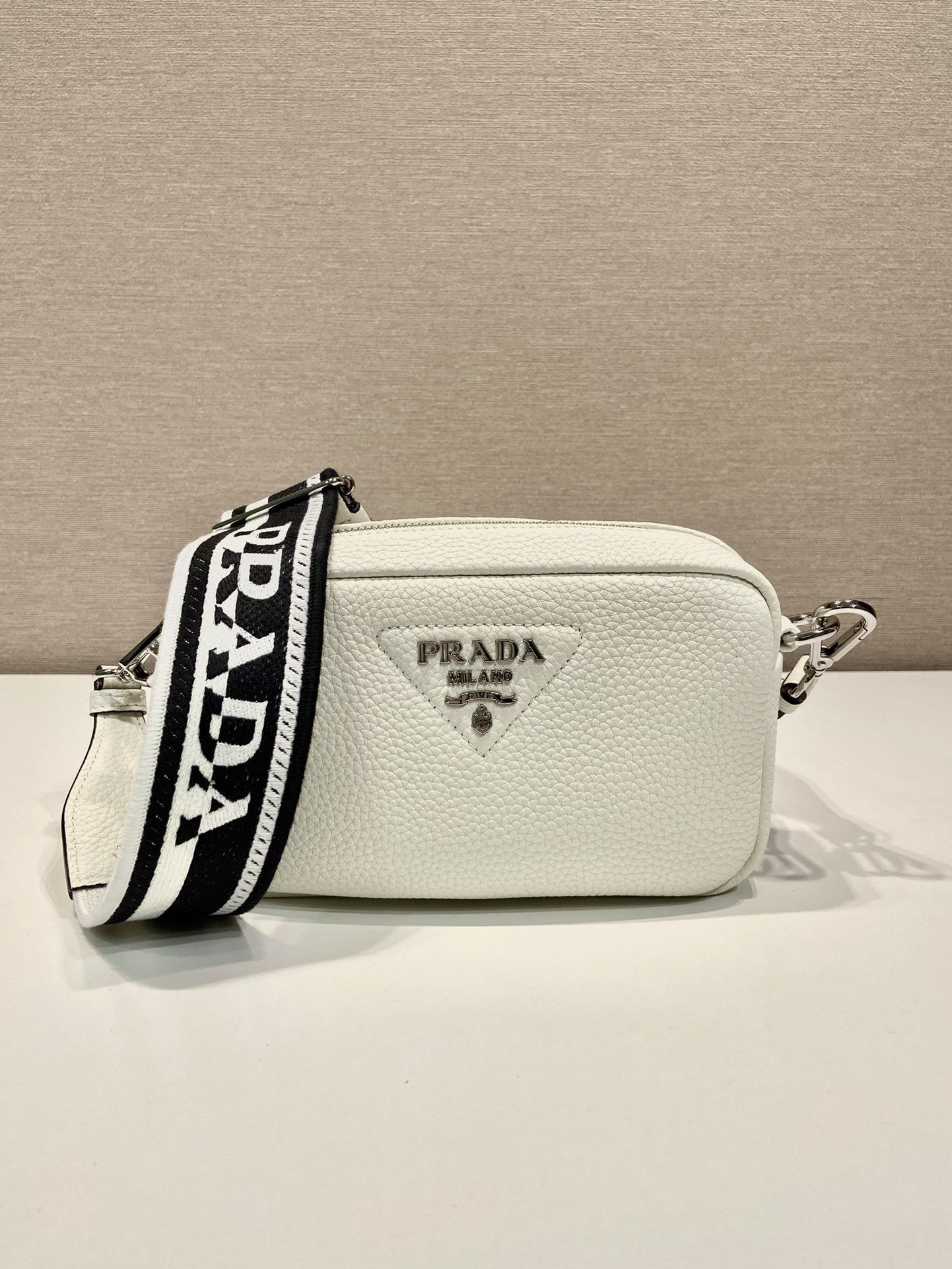 Pra*a 1bh192 crossbody bag-19*12*6cm