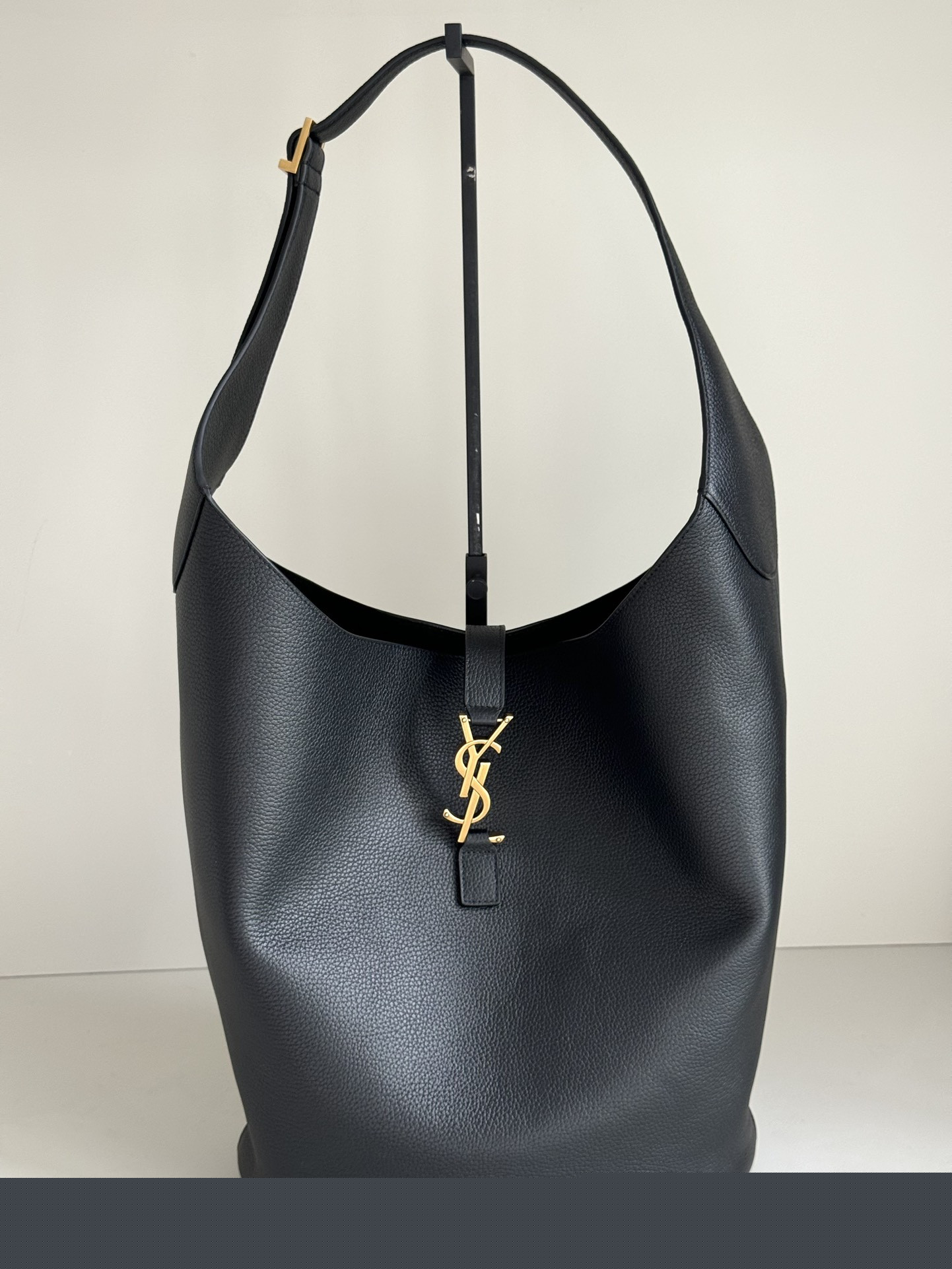 Y*L le5a7 hobo bag-26x31.5x15cm