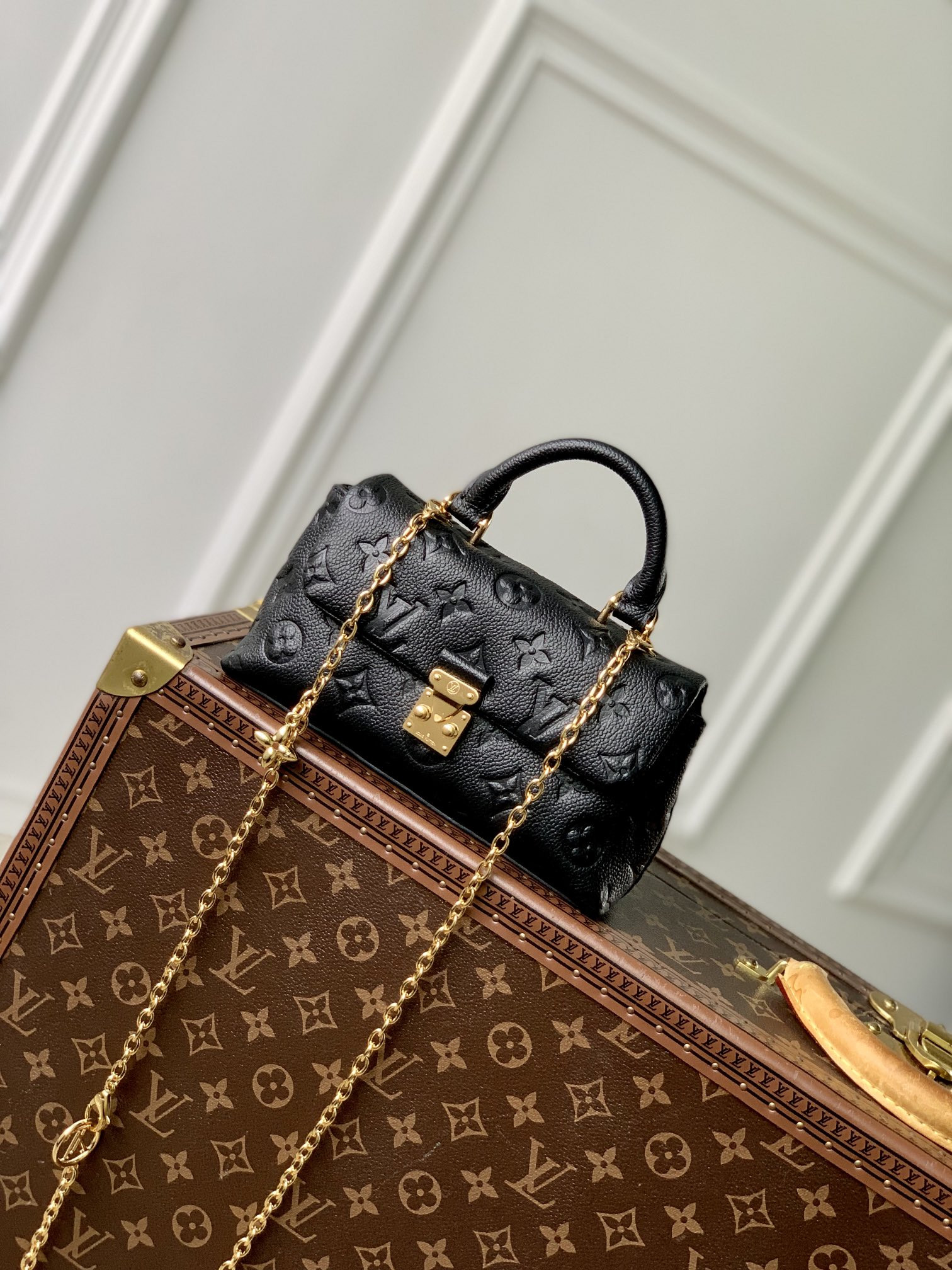 L0vis Vvtt0n Nano Madeleine Handbag-12.5 x 6 x 21CM