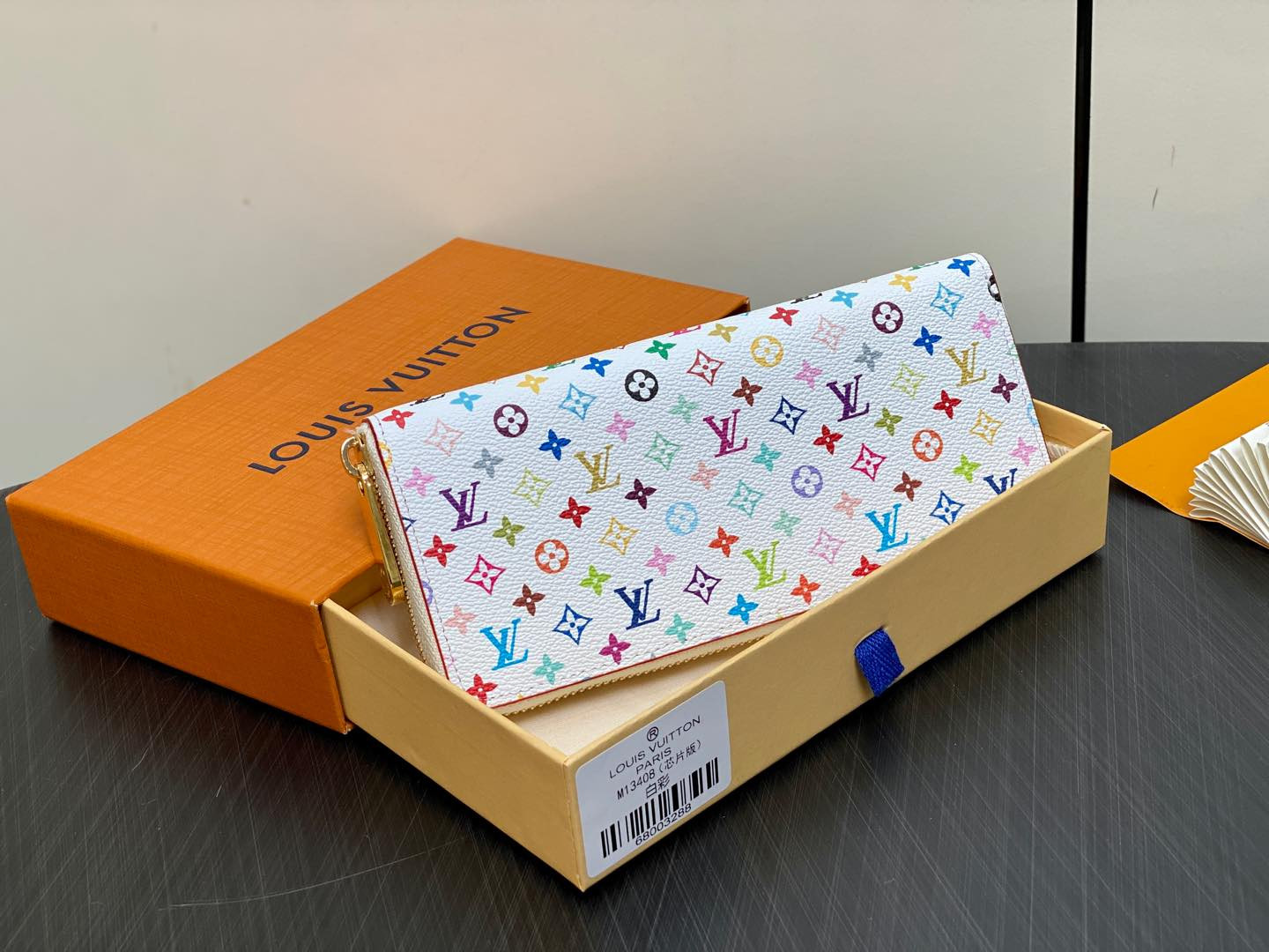 L0vis Vvtt0n Zippy Wallet-20*9*2CM