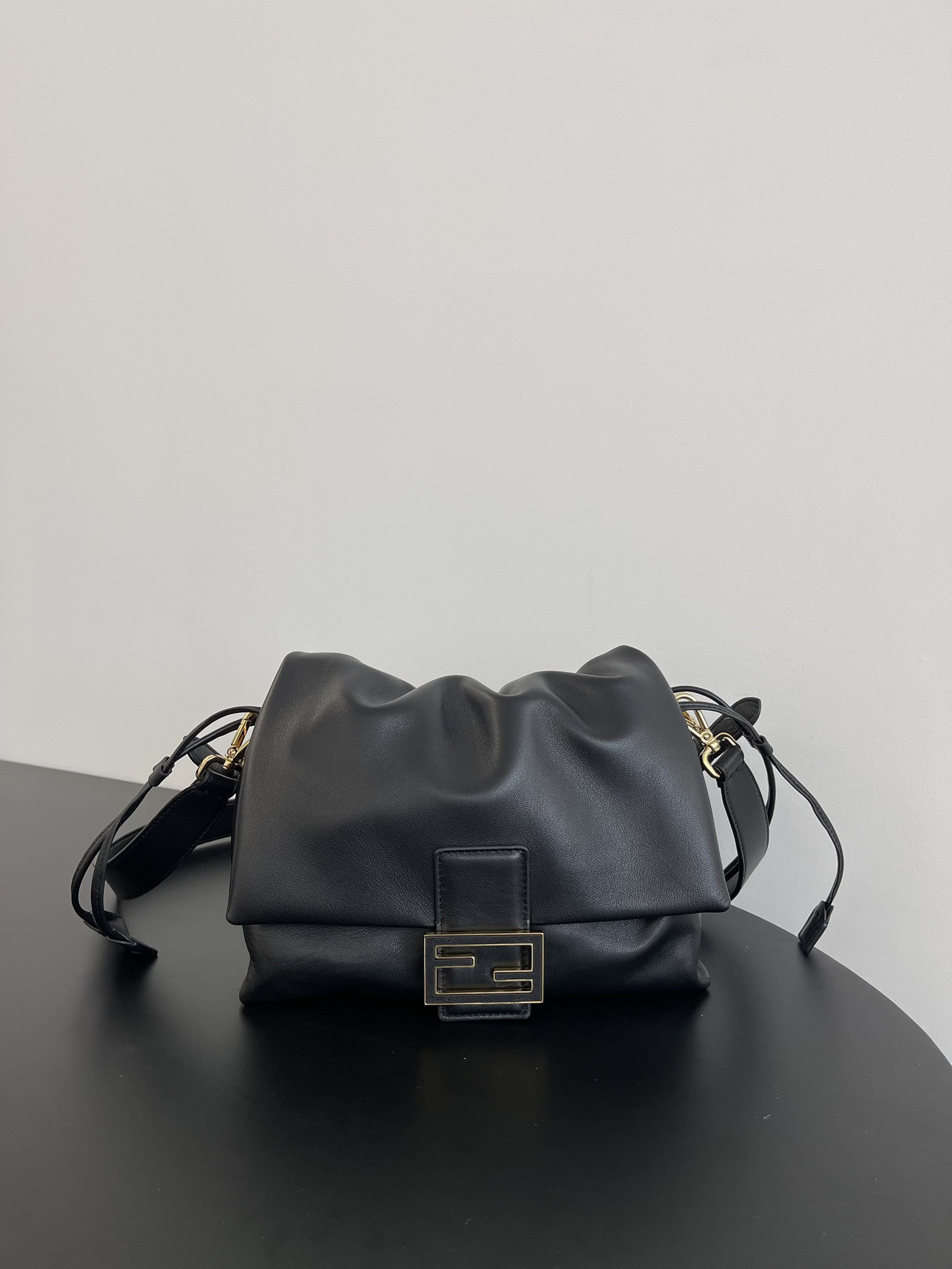 F**di Mamma Baguette Bag-26*8*18CM