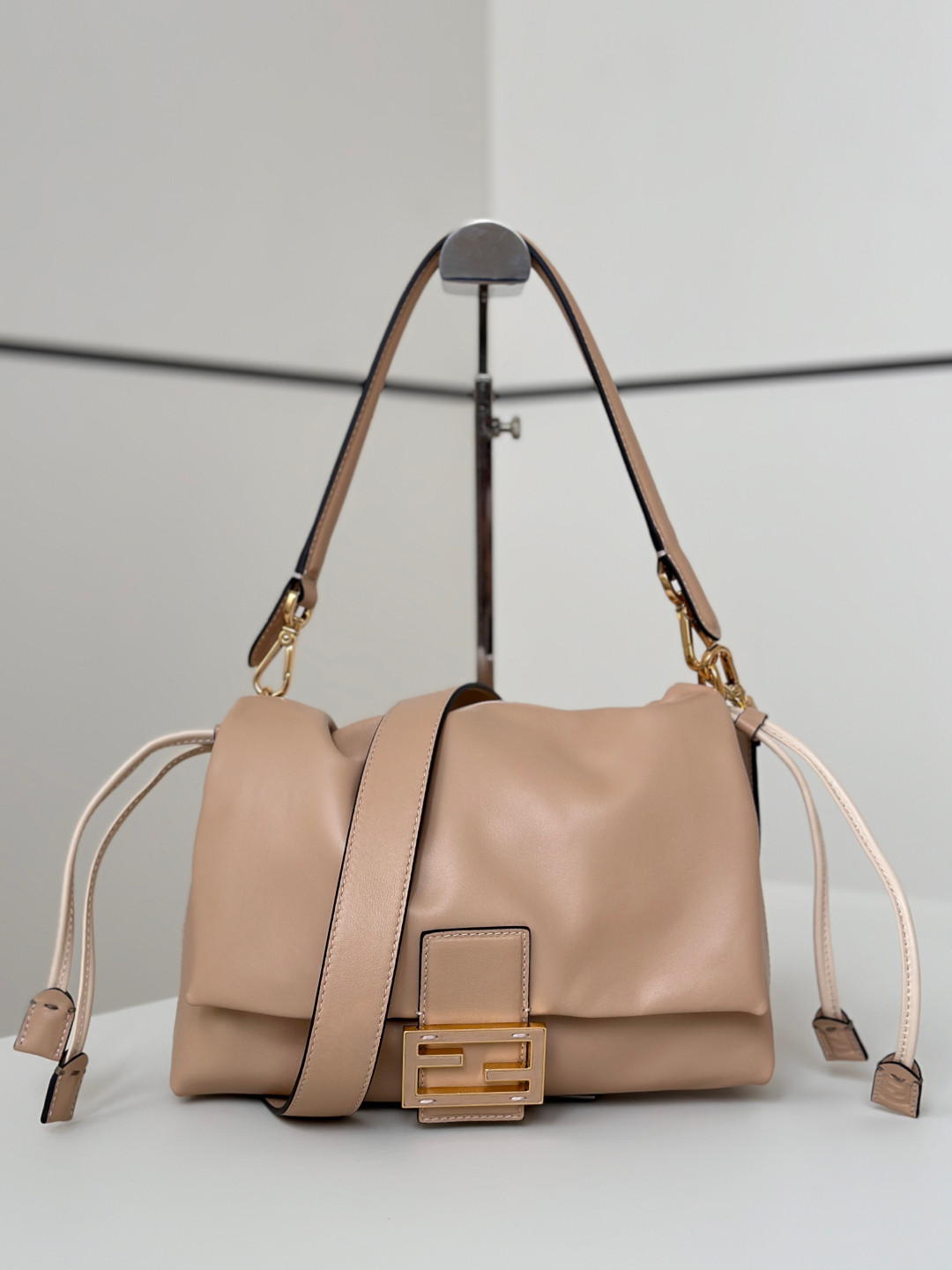 F**di Mamma Baguette Bag-26*8*18CM
