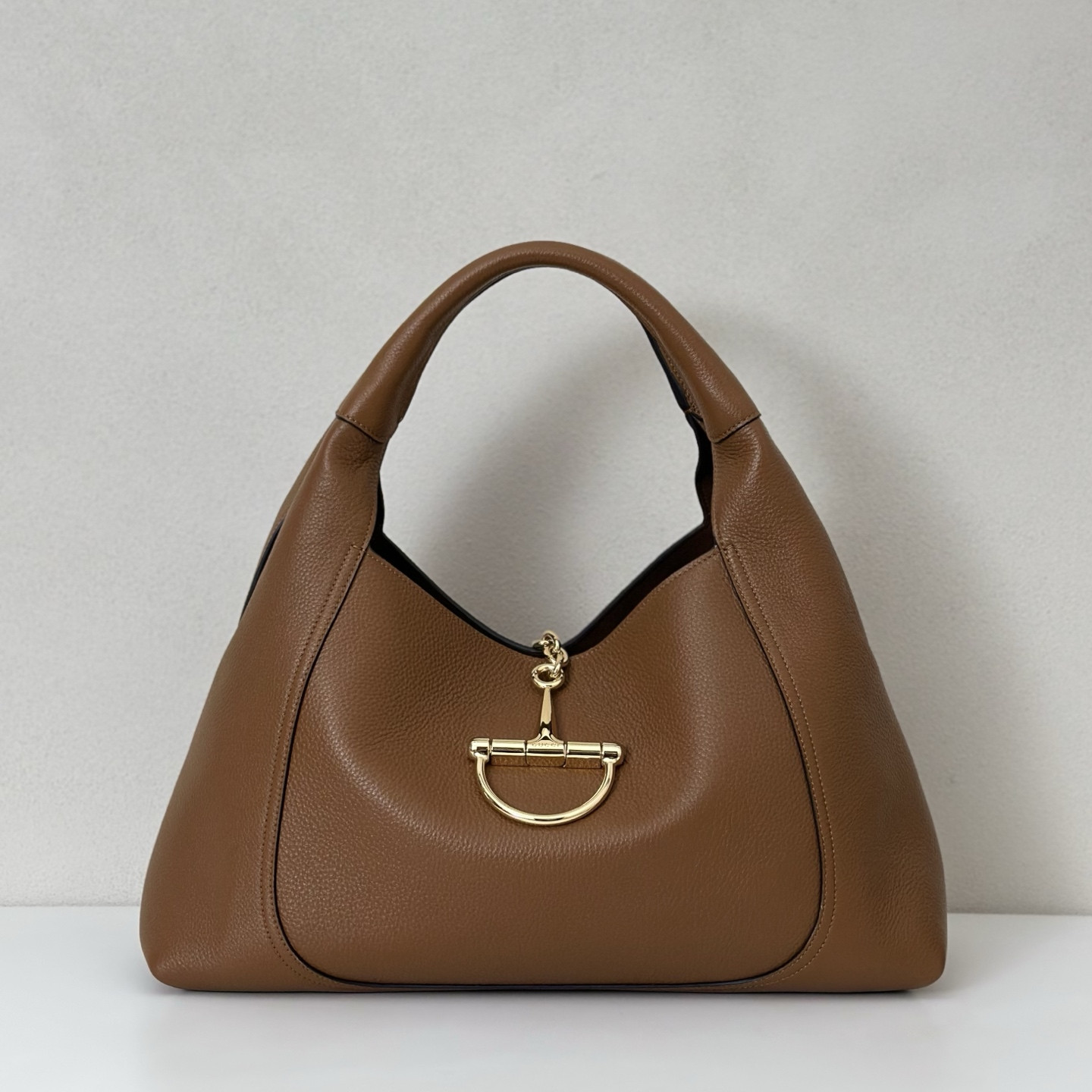 Gvc*1 Softbit Large Shoulder Bag In Leather-46*26*16CM