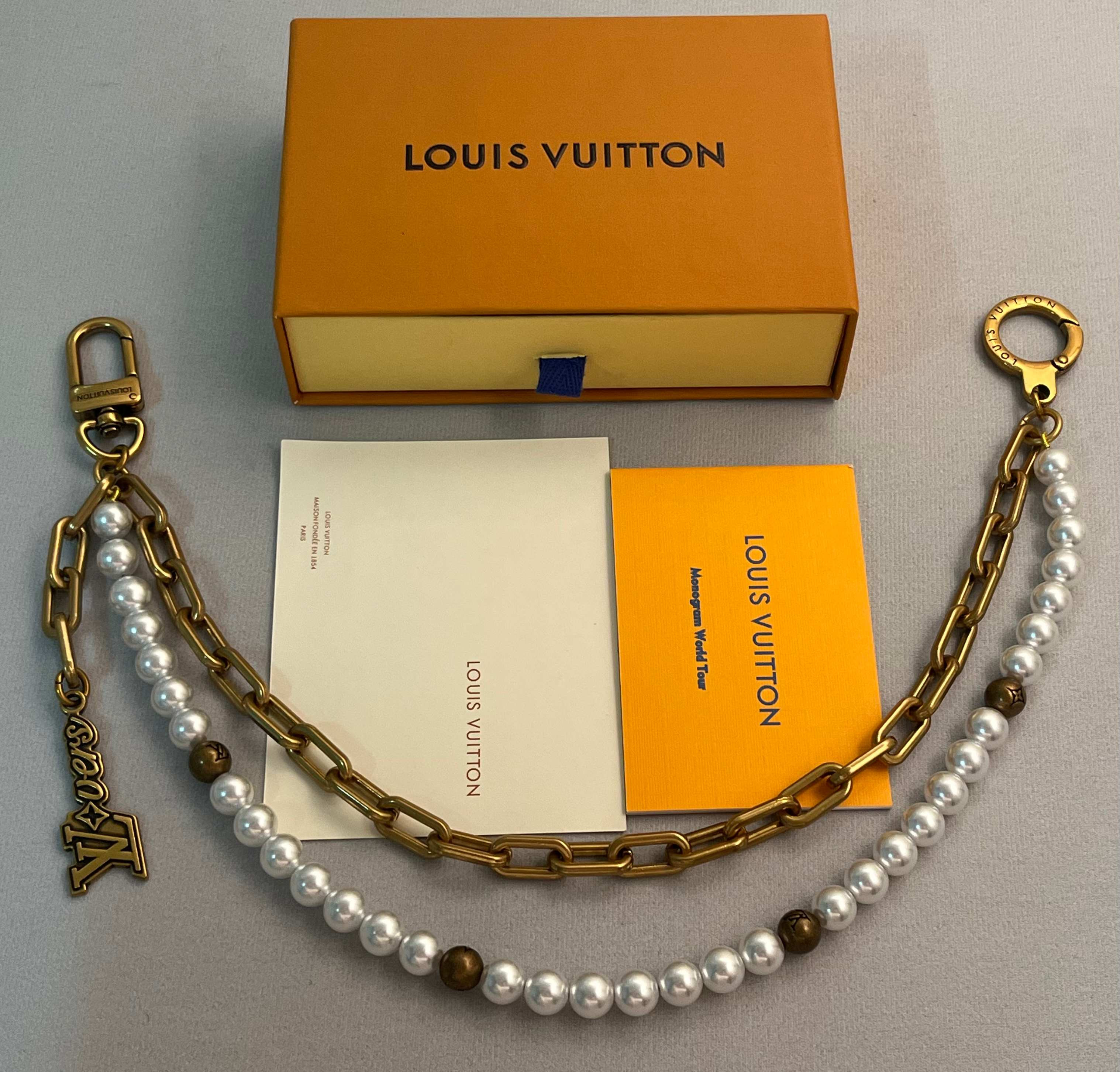 L0vis Vvtt0n Bag Charm