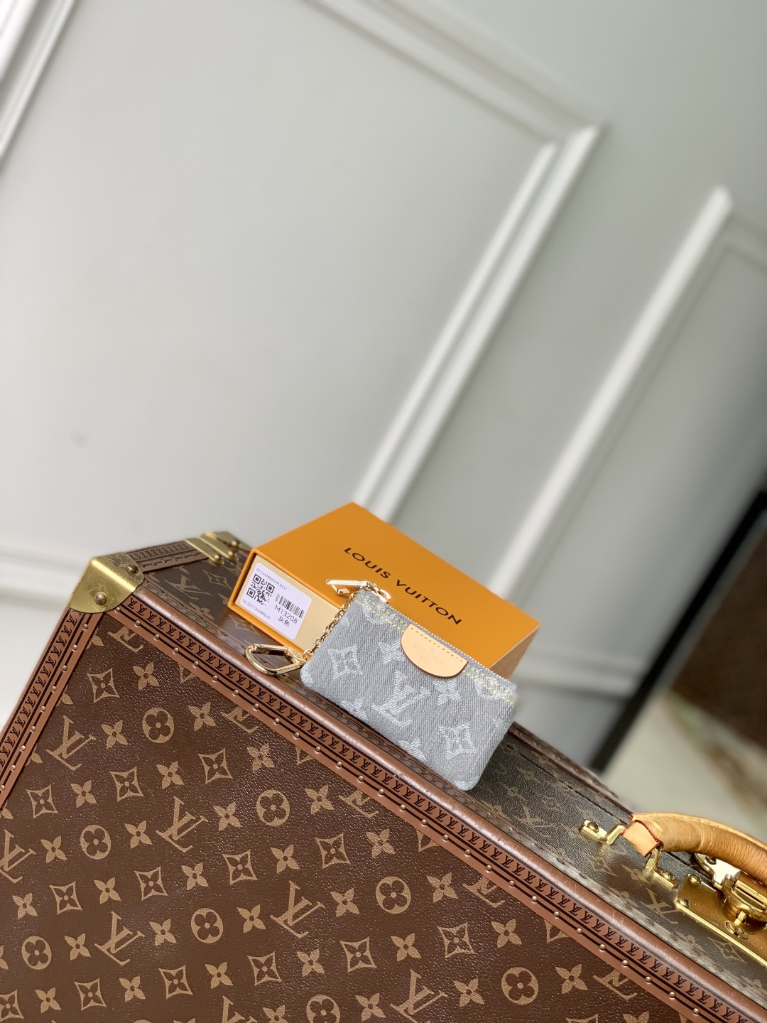 L0vis Vvtt0n Monogram DenimWallet - 12 x 7 x 1.5CM