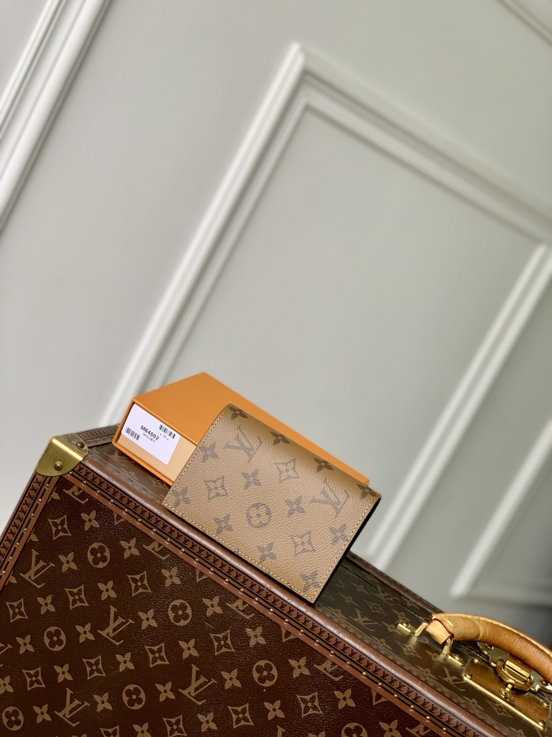 L0vis Vvtt0n Wallet-14 x 2.5 x 10CM