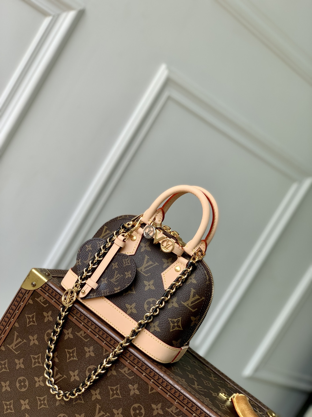 l0vis Vvtt0n alma-14339-15x19.5x10cm