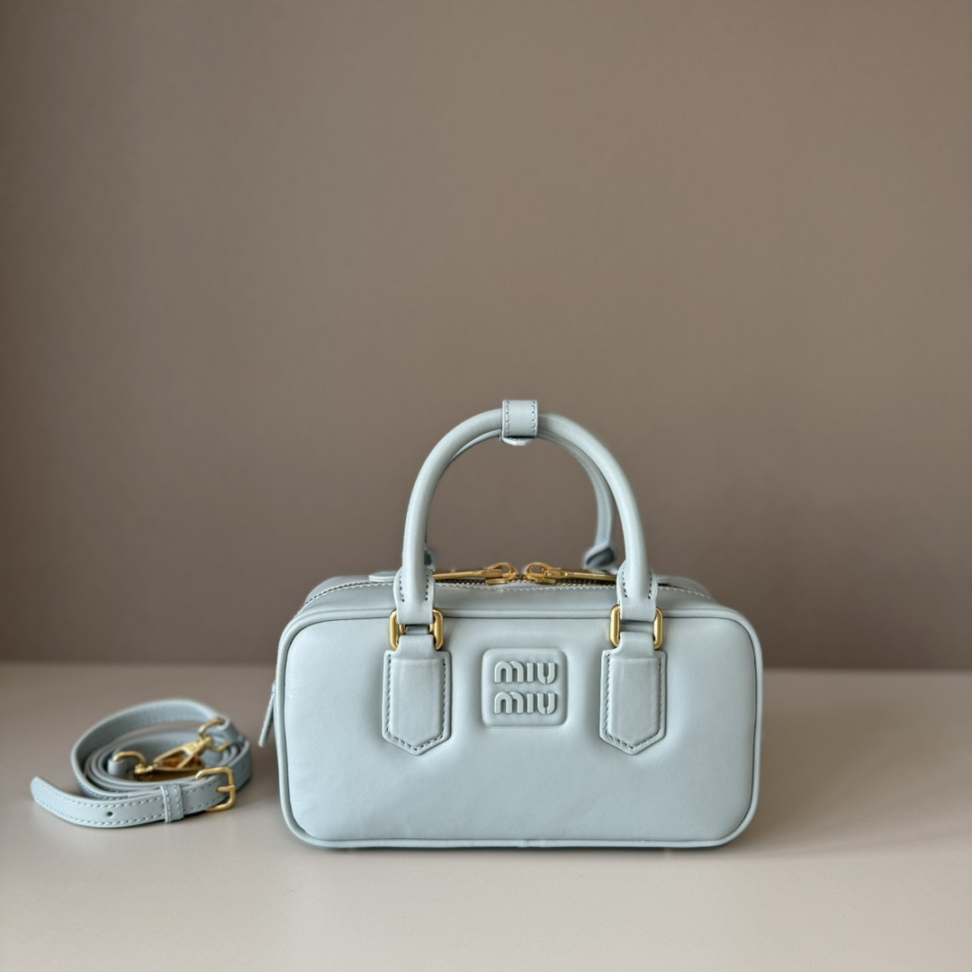M1um1u Top Handbags-22X10.5X7.5CM