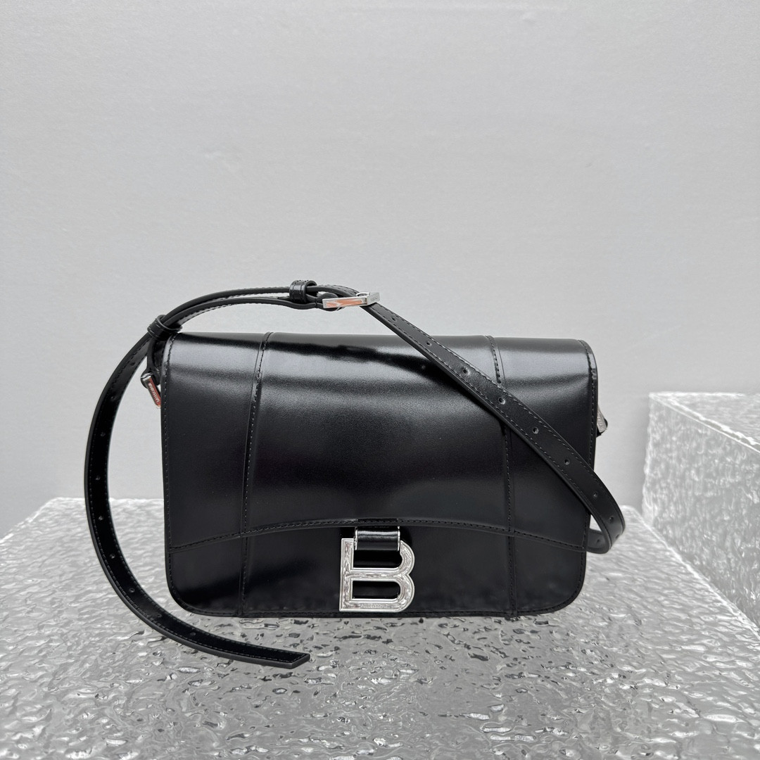 Ba1en*iaga hourglass bag-26*18*7cm