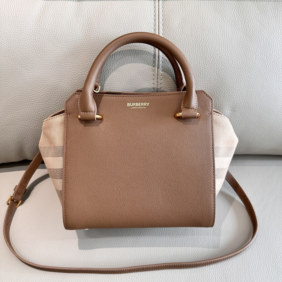 Bv*b*rry Canvas & Leather Tote-21/20/13CM