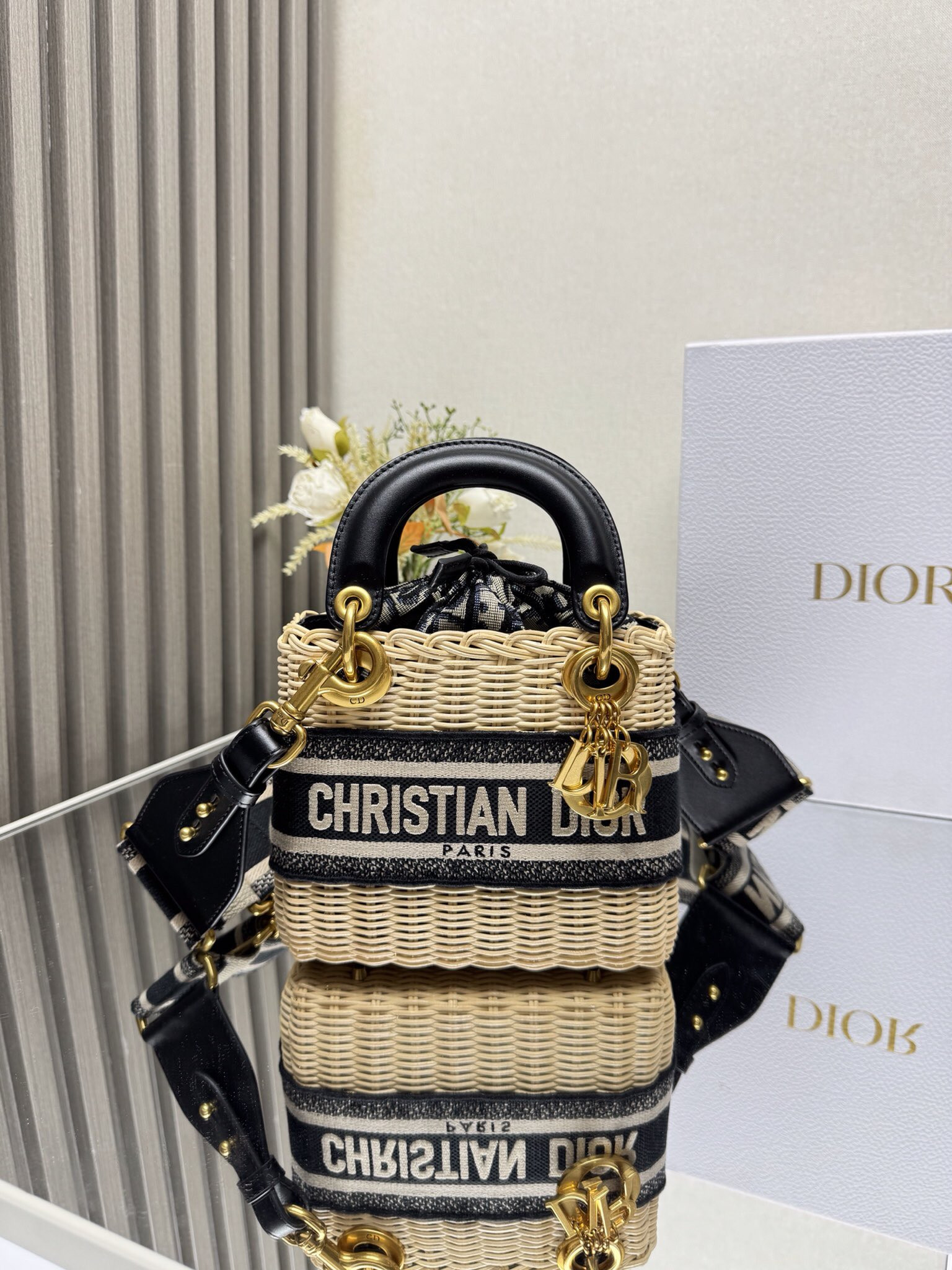 Lady Diro Mini-17*15*7CM