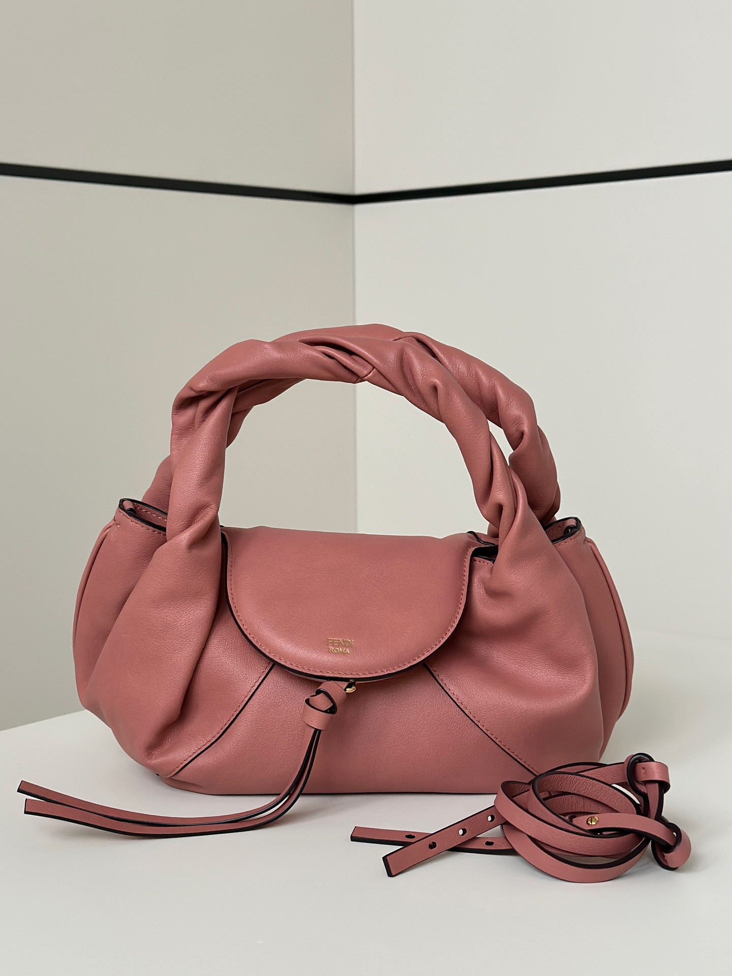 F**di Spy Bag -32*12*18CM