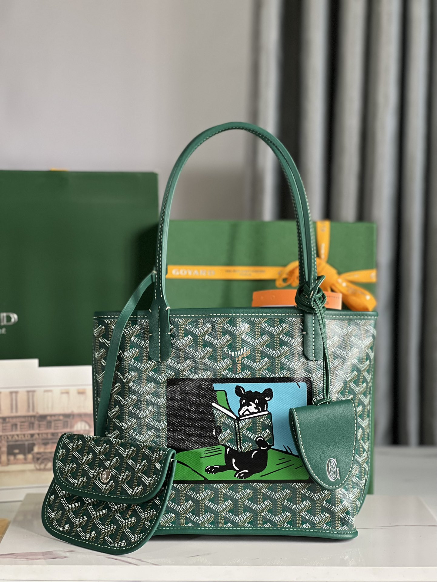 G09ard Anjou Mini Handbags-20*10*20CM