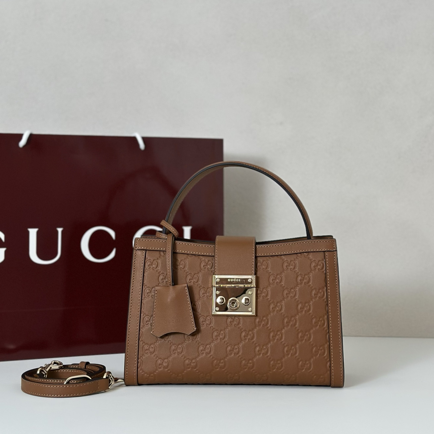 Gvc*1 Padlock Tote Bag-25.5*17.5*10CM