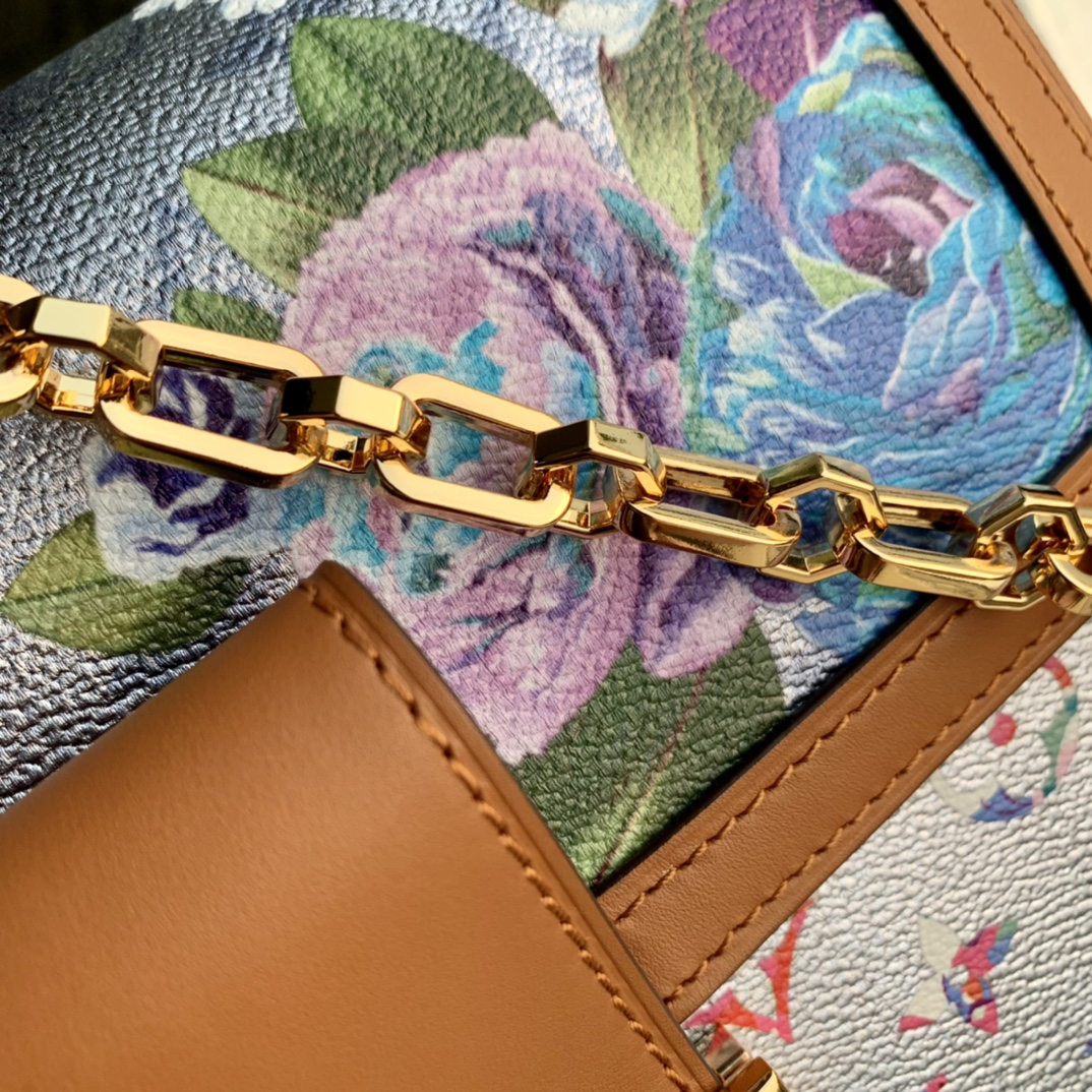 l0*is V*t0n dauphine-25*17*10.5cm