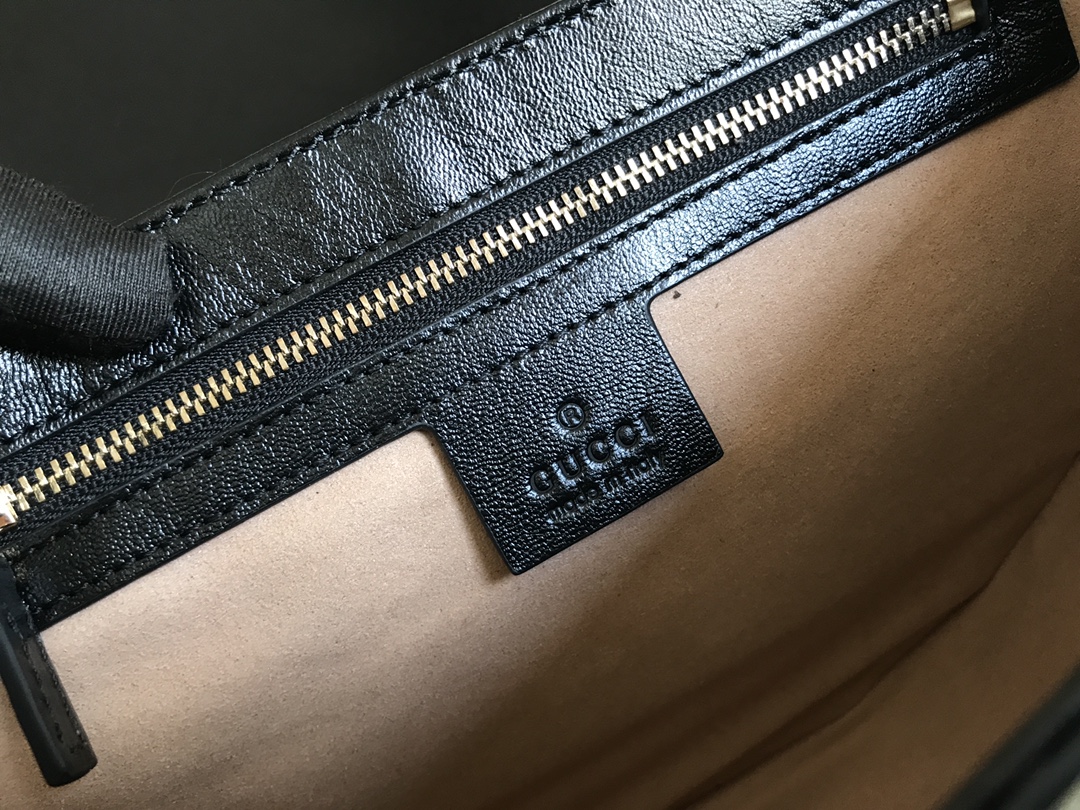 G*u*i padlock bag-22*19.5*6.5cm