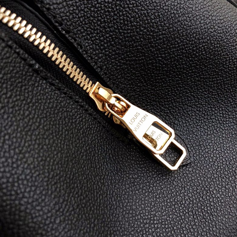 l0*is V*t0n montaigne bb-29*20*13cm