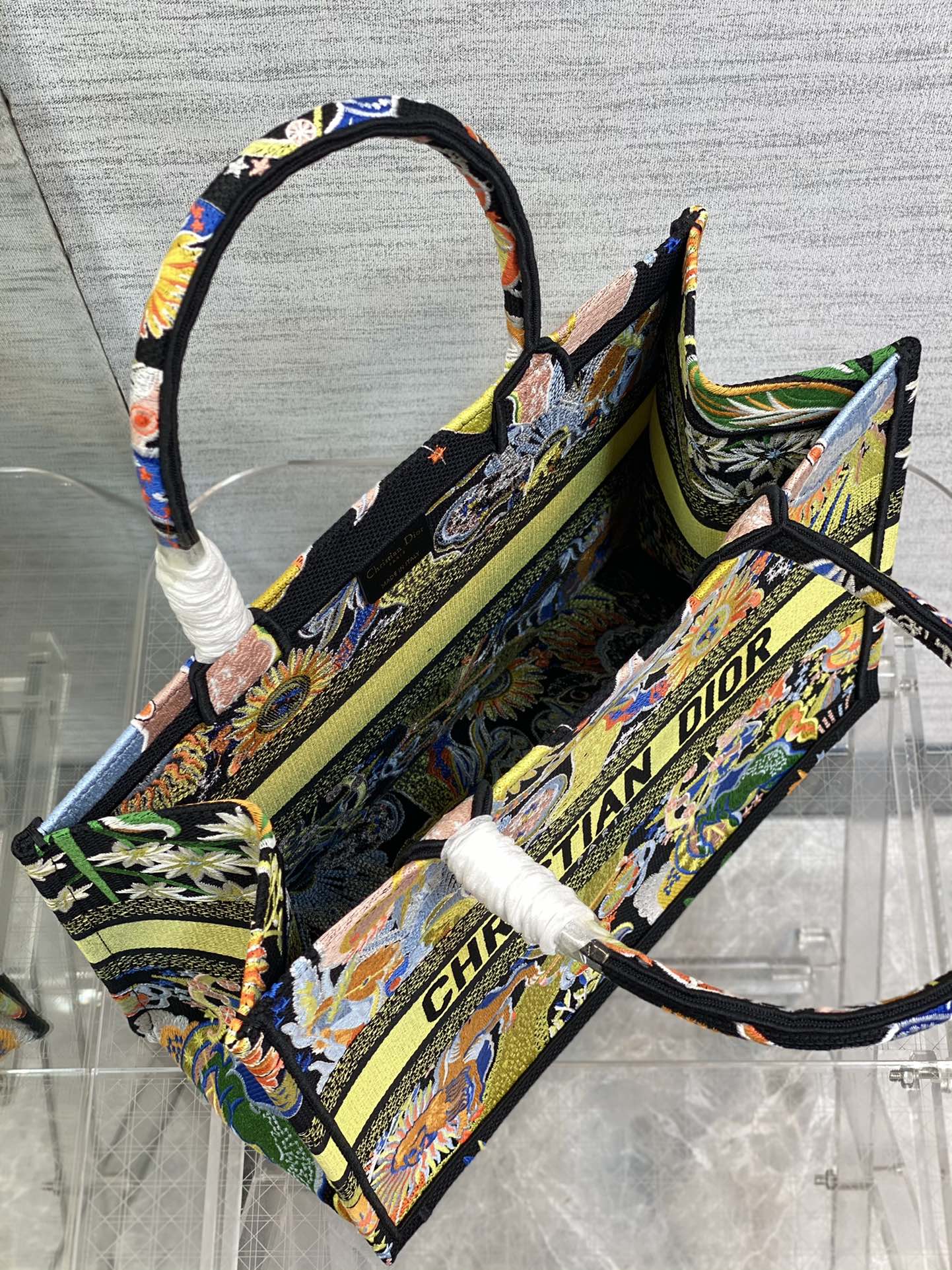 D*or small book tote-36.5cm