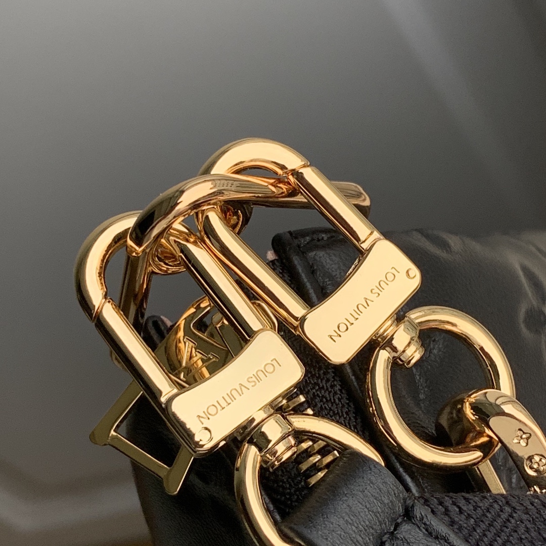 l0*is V*t0n coussin handbags-29.5×13.5×21cm