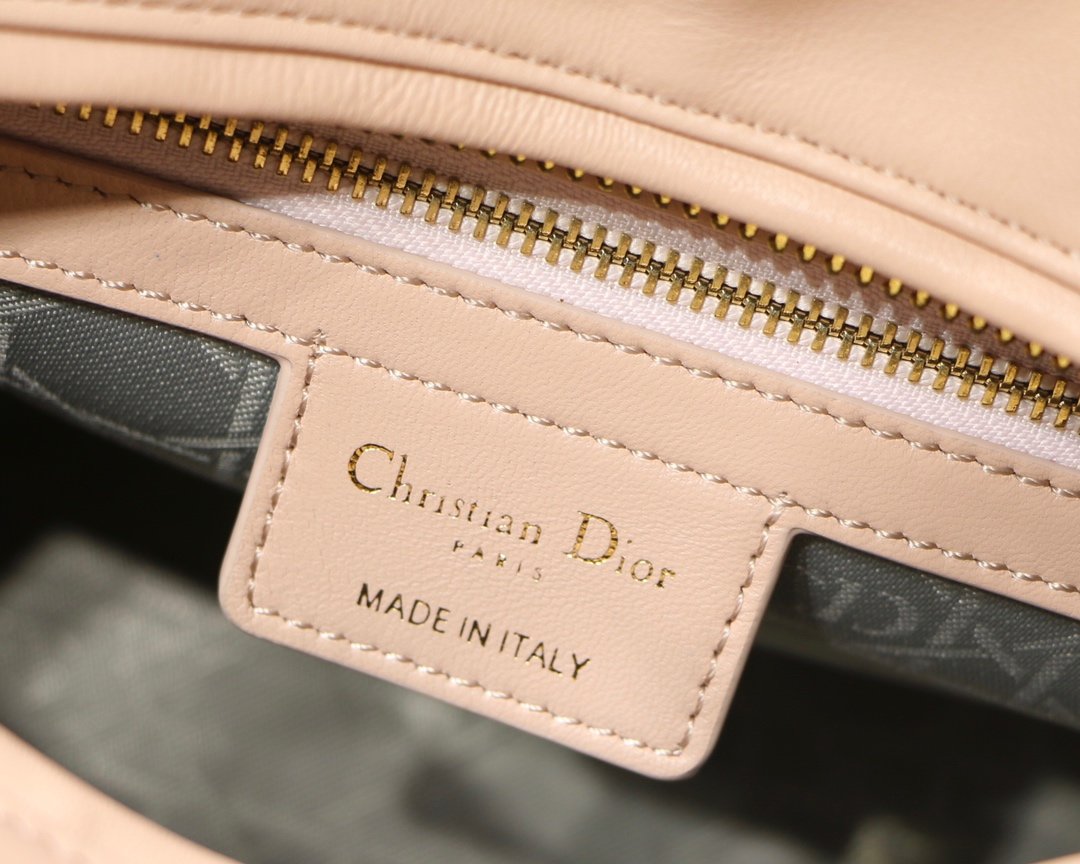 lady D*or handle bag-24cm