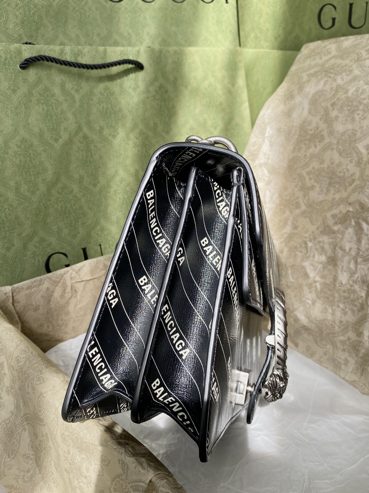 G*u*i dionysus-28*18*9cm