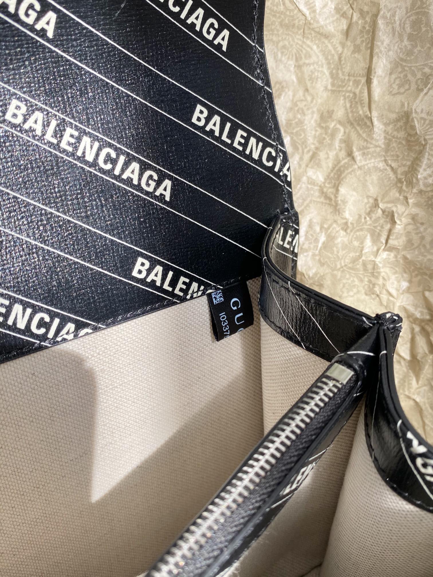 G*u*i dionysus-28*18*9cm