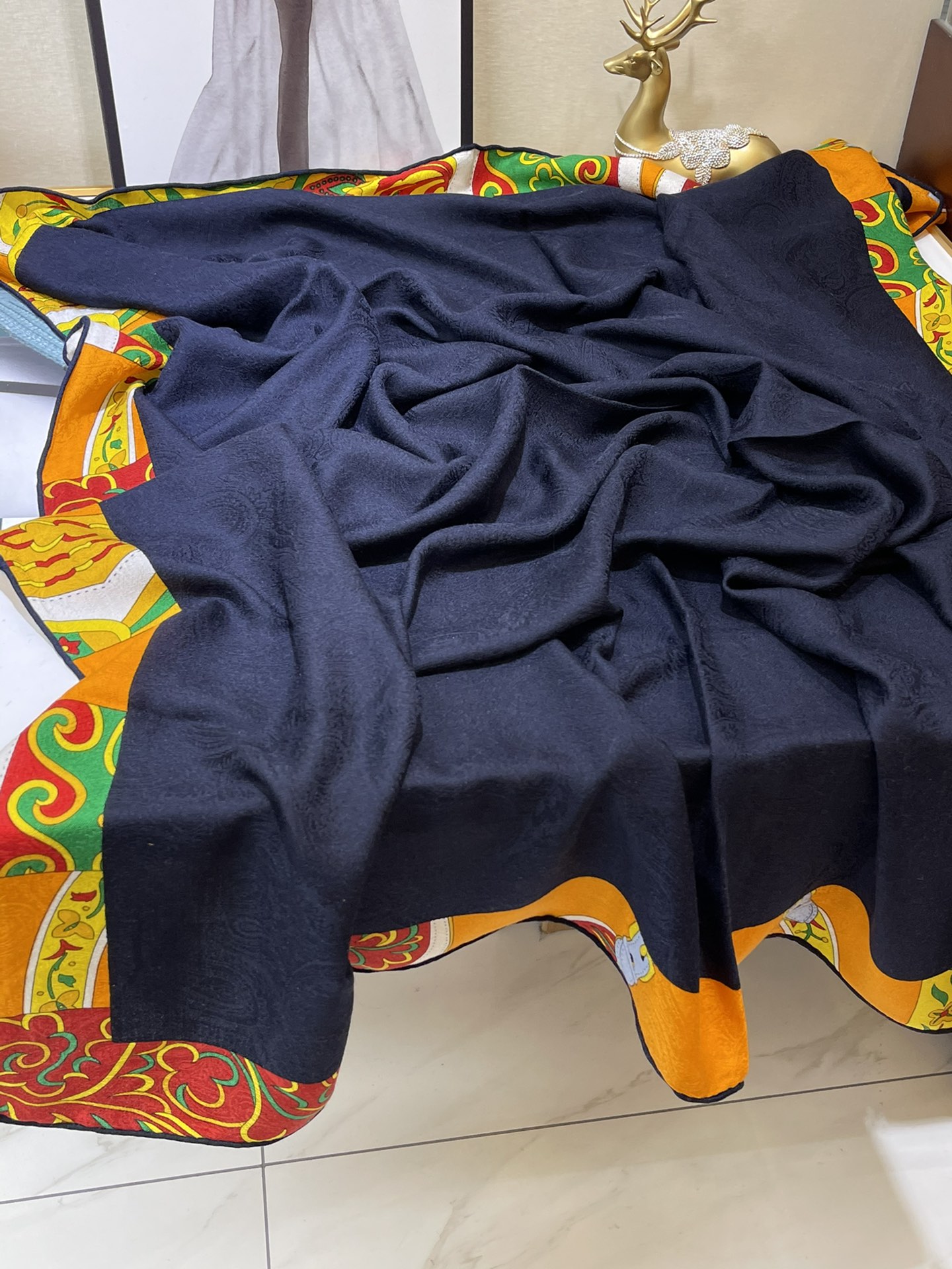 H**mes square towel-140*140cm