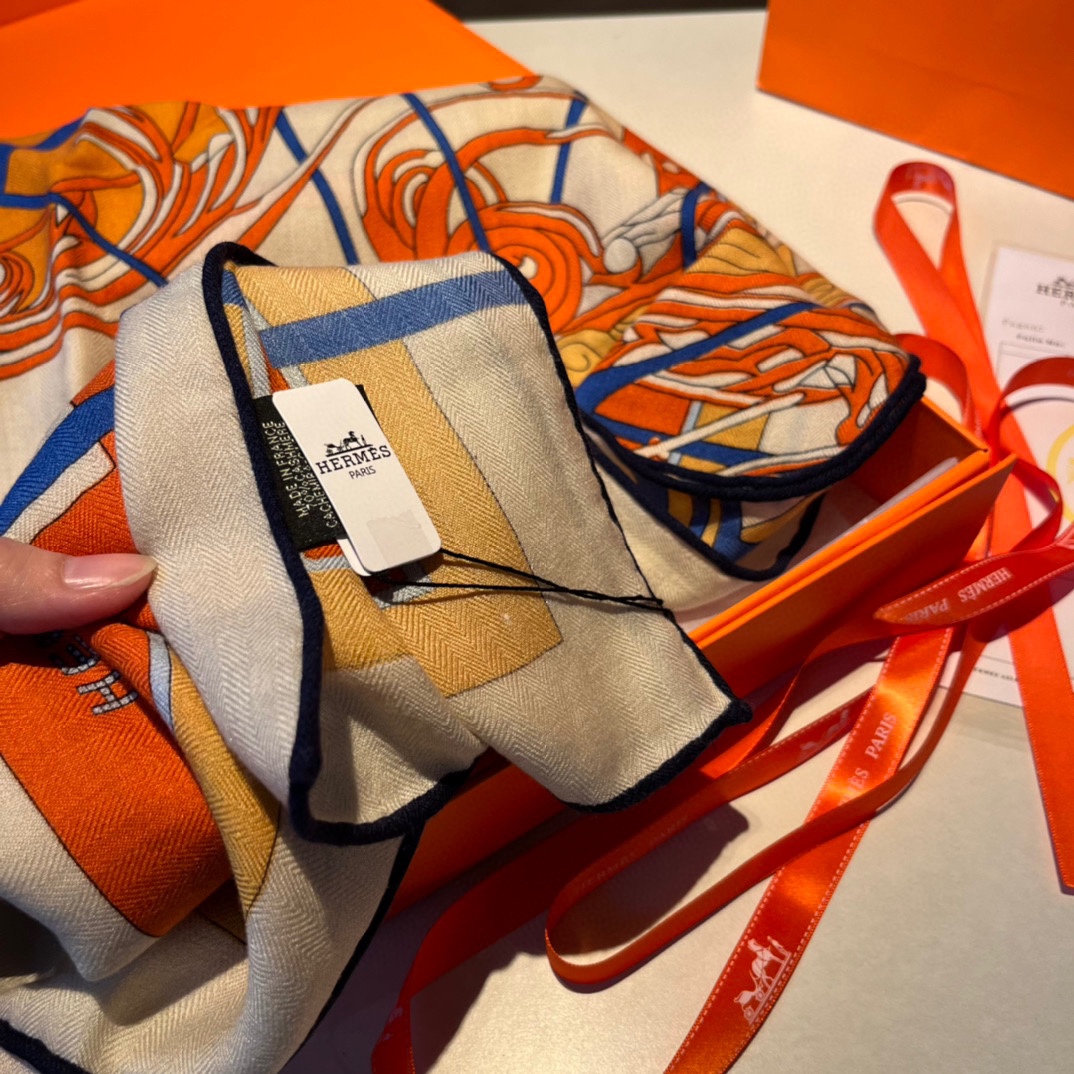 H**mes square towel-140*140cm