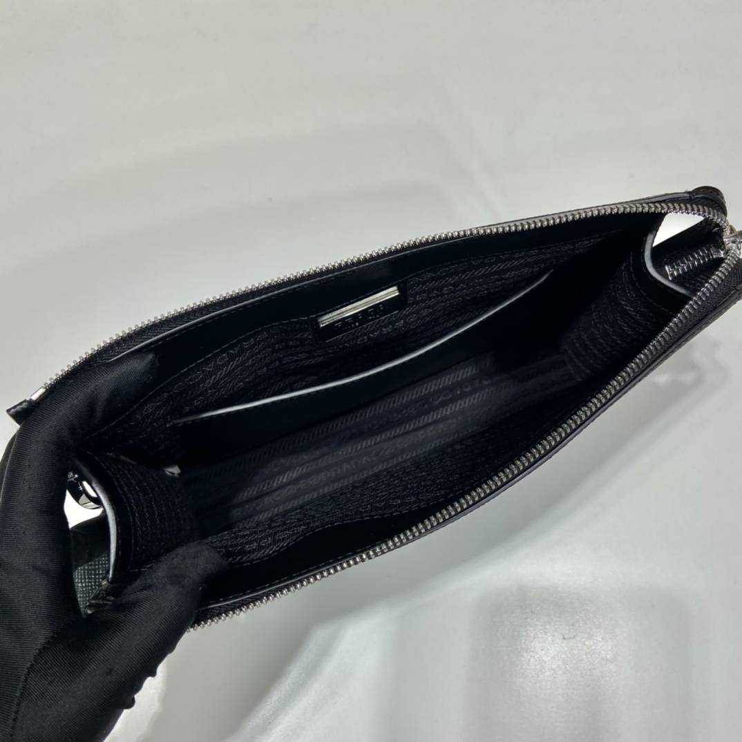 Pra*a 2vf039 clutch-25*17*5cm