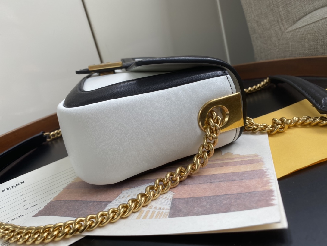 F**di medium baguette bag-26x15x4cm