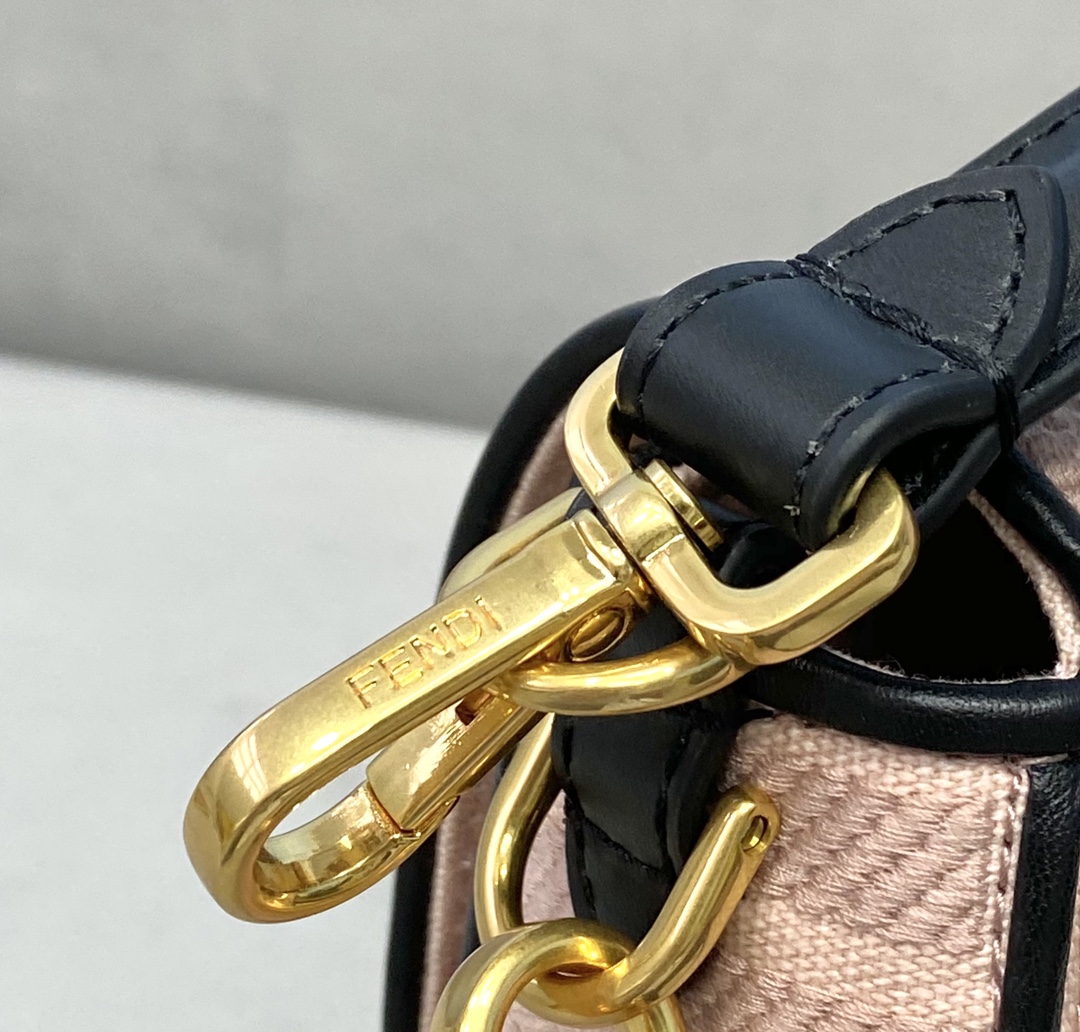 F**di medium baguette bag-26x15x4cm