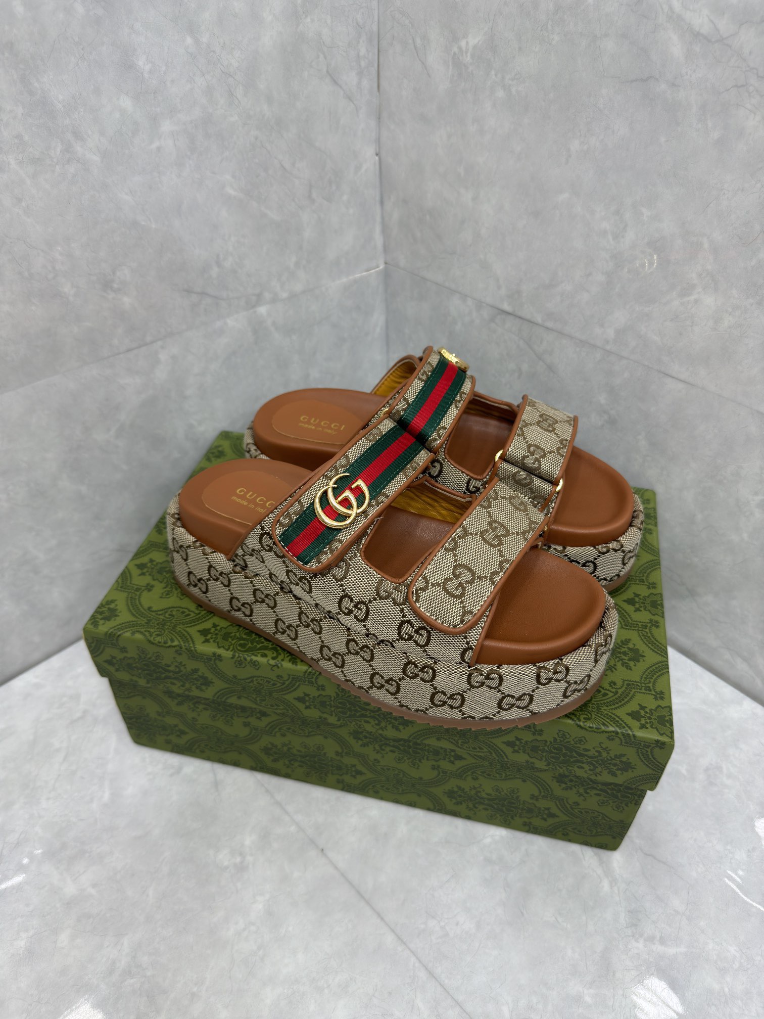 Gvc*1 Slides