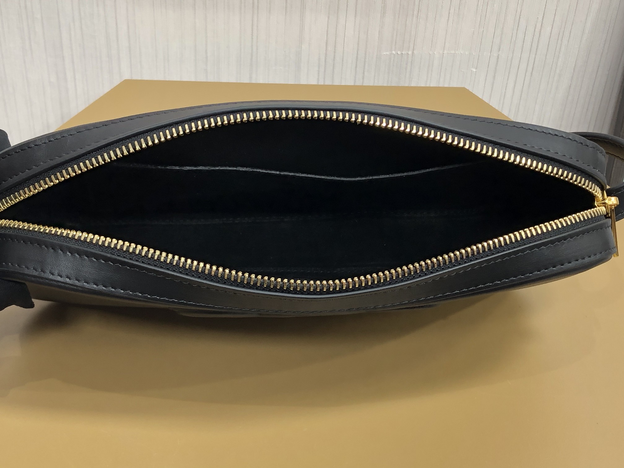 Ce**e vinatge camera bag-22*14*5cm