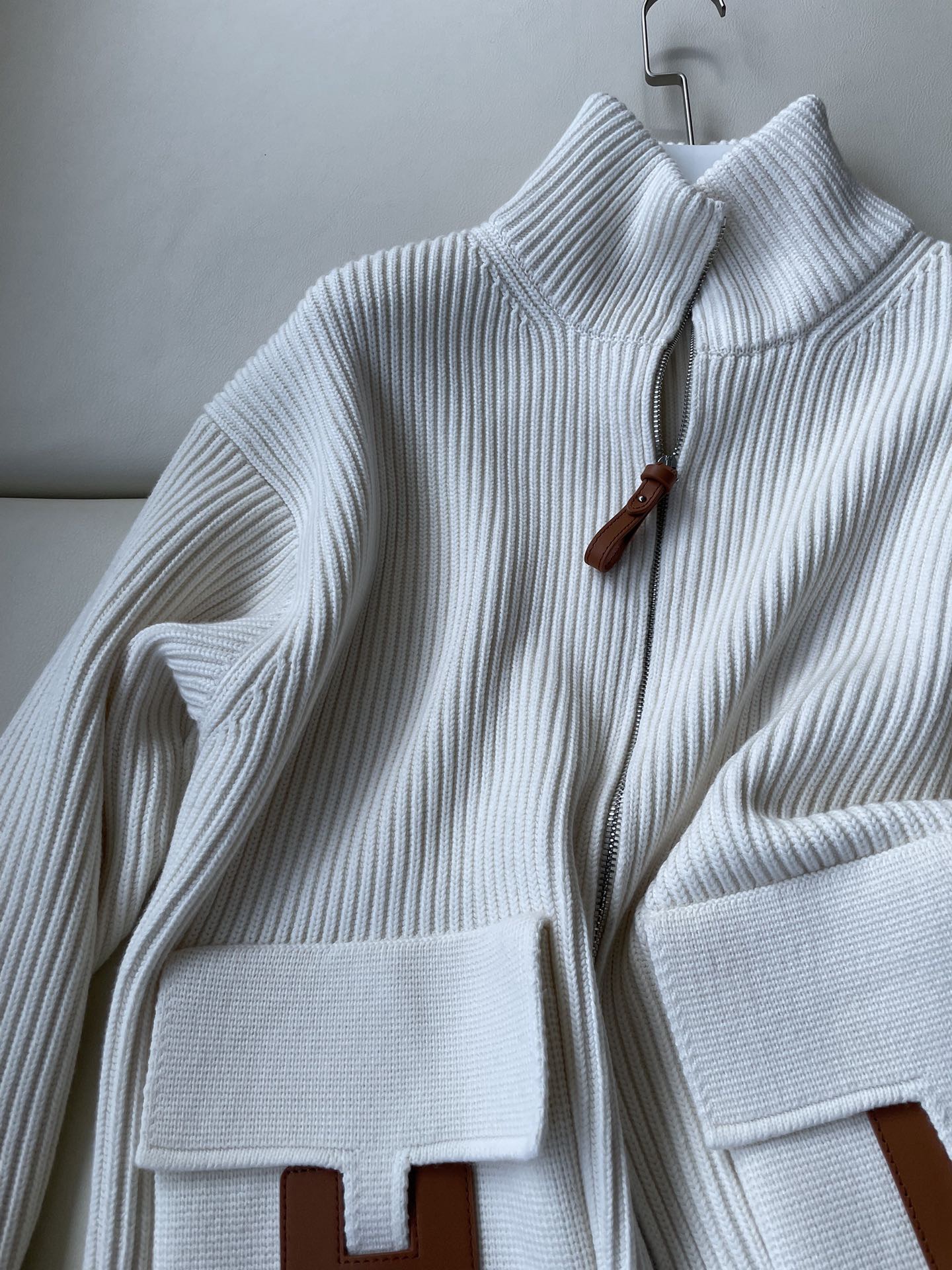 H**me5 fallwinter leather-patch stand collar knit sweater jacket