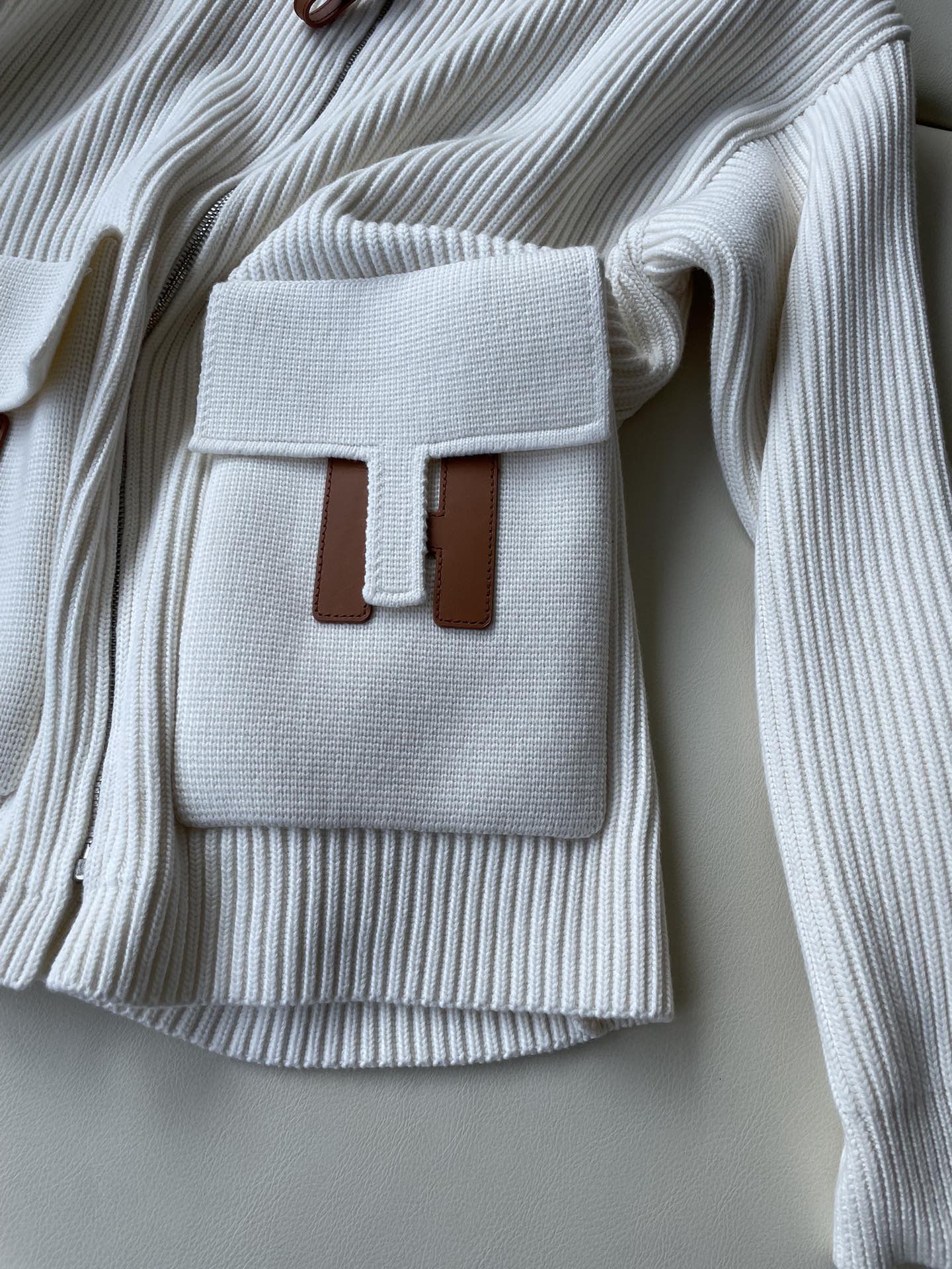 H**me5 fallwinter leather-patch stand collar knit sweater jacket