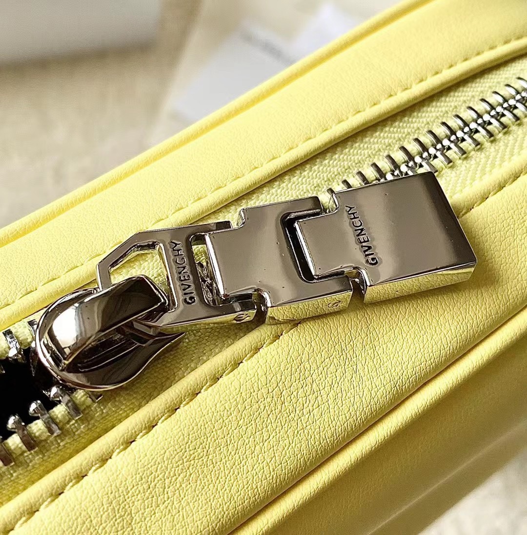 G1uenchy waist bag-16x11x8cm