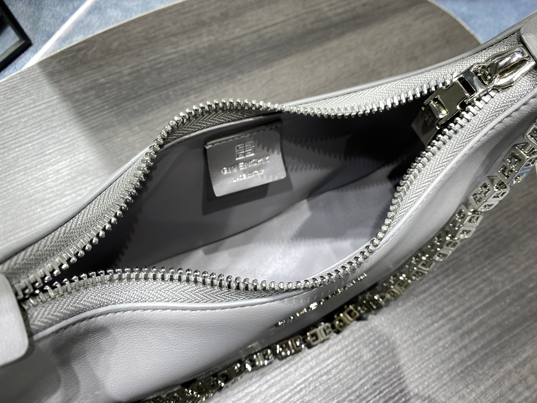 G1uenchy moon cut hobo-25x7x12cm