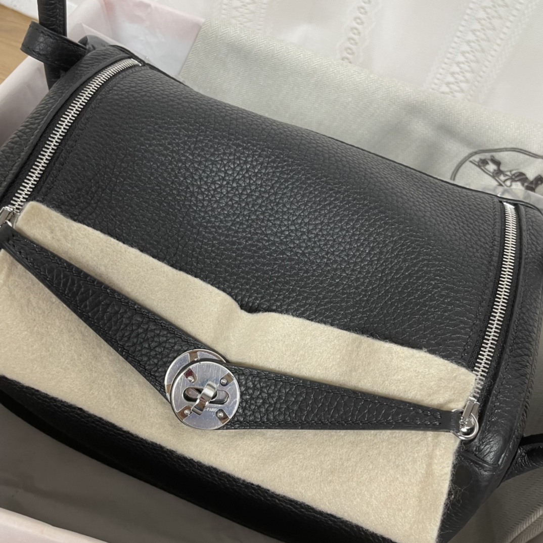 H**mes lindy-tc leather-26&30cm