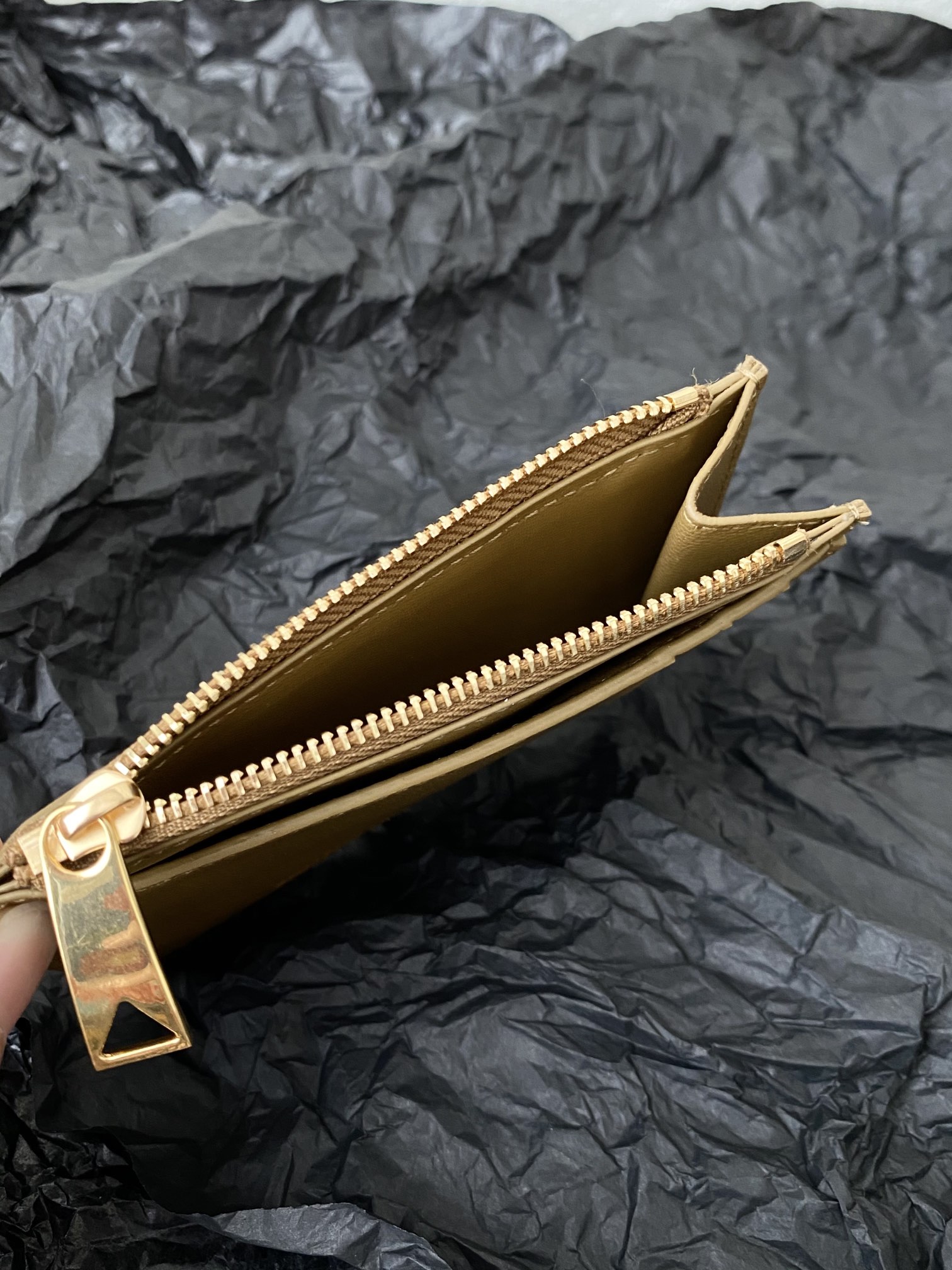 bo*te*ga Ve*ne*ta wallet-12cm