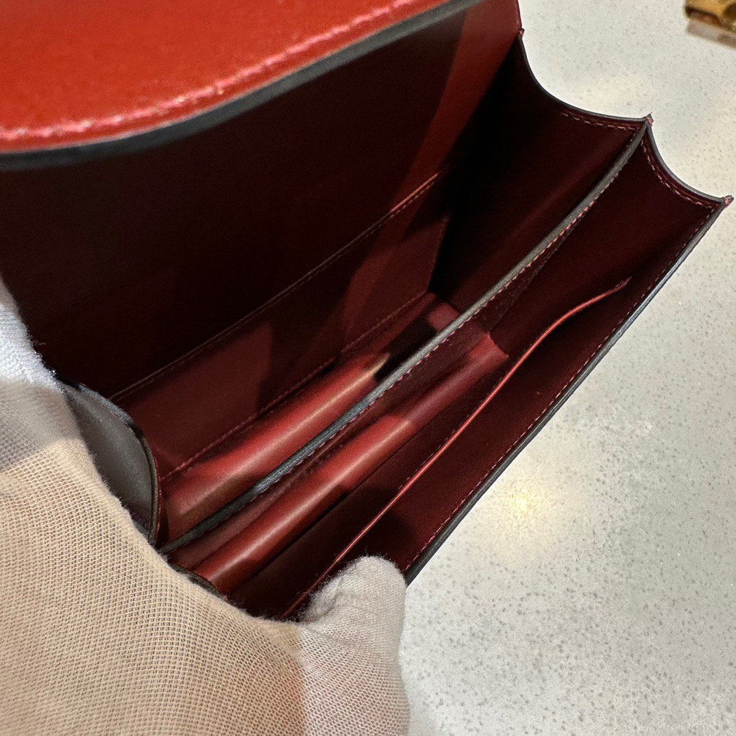 H**me5 Constance-19CM