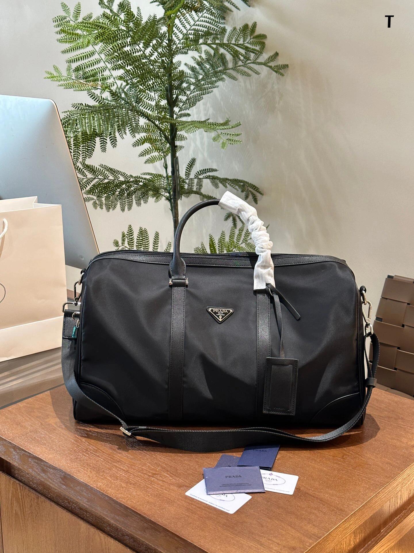 Pra*a travel bag-48*26*16.5cm