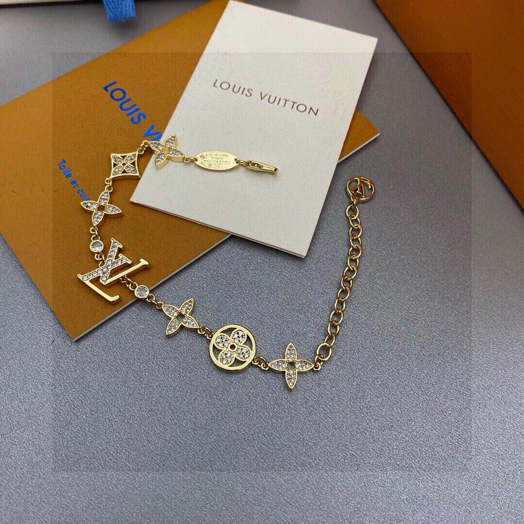 L0vis Vvtt0n Bracelet