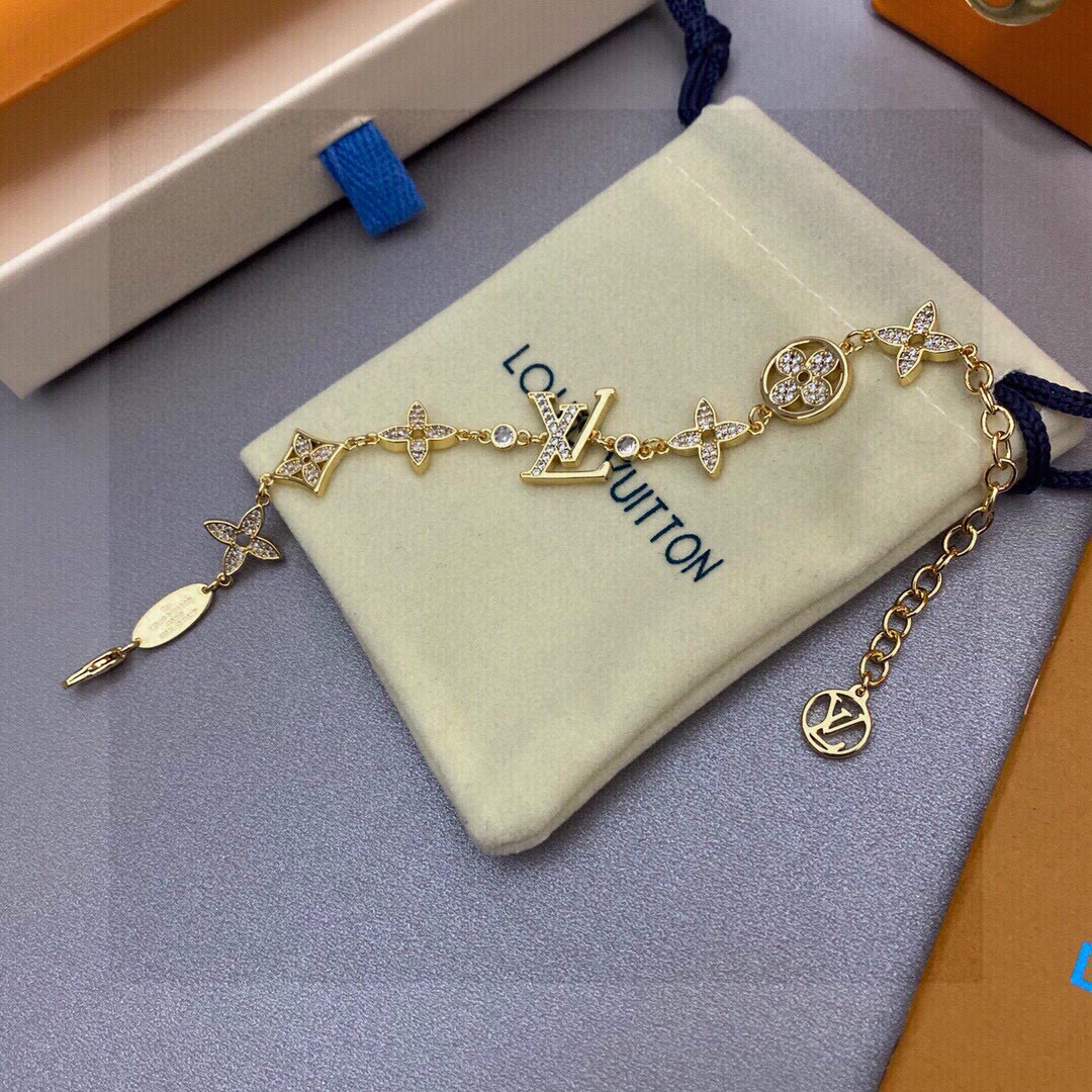 L0vis Vvtt0n Bracelet