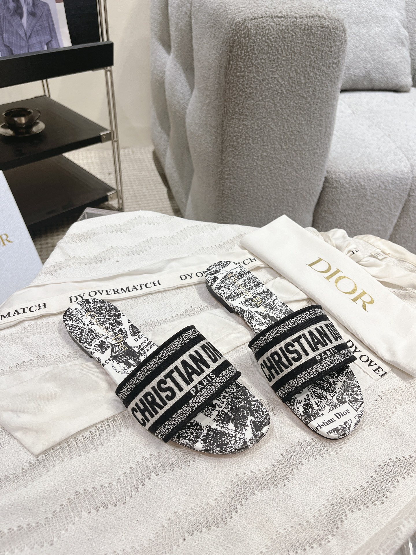 Diro Sandals