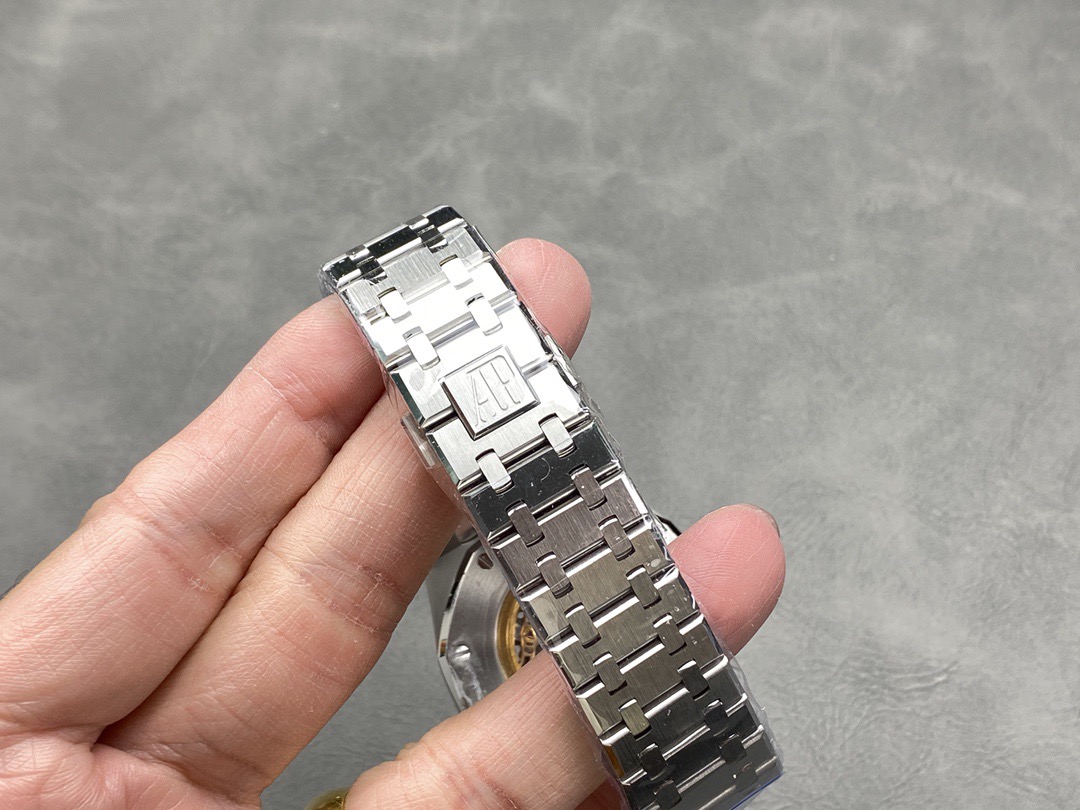 Audemars P1g*et Royal Oak Double Balance Wheel Openworked