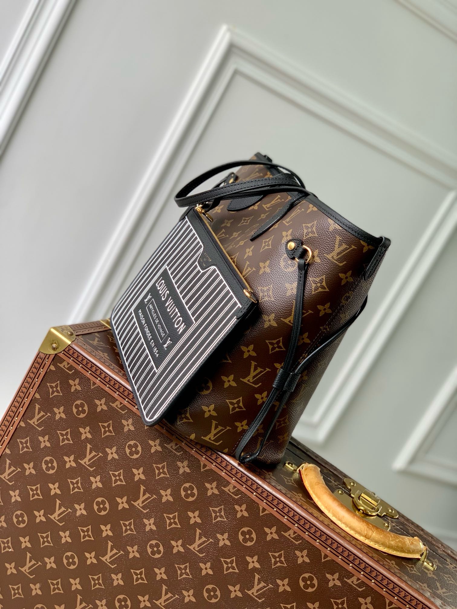 L0vis Vvtt0n Neverfull Bandoulière Inside Out-M11947-28 x 14 x 31CM